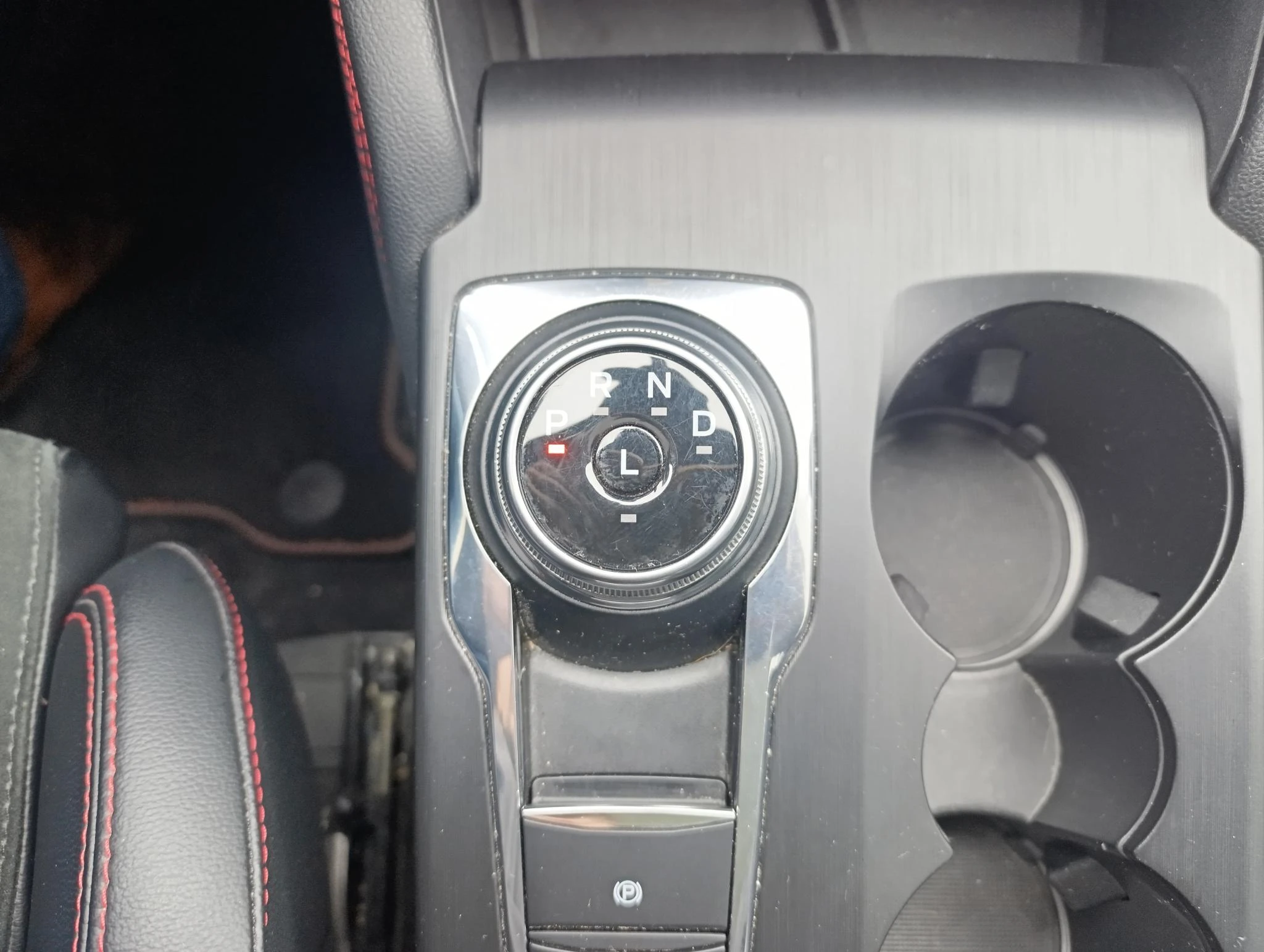 Ford-Kuga-image-27