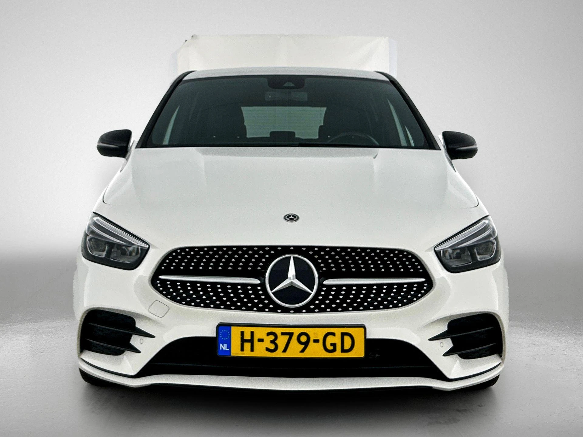 Mercedes-Benz-B-Klasse-image-5