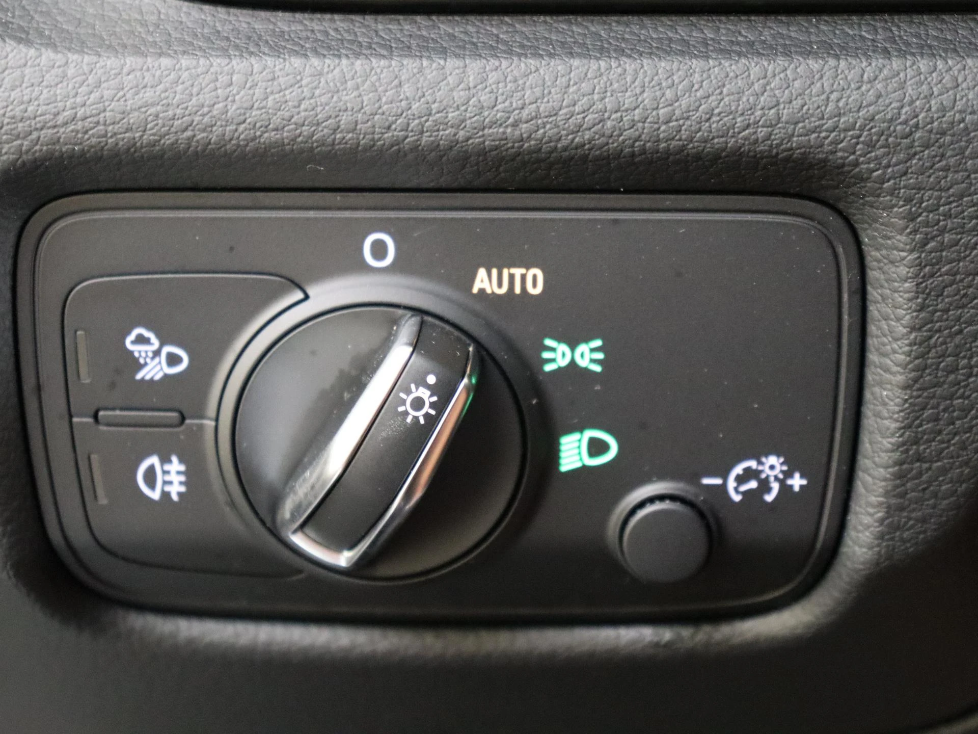 Audi-A3-image-23