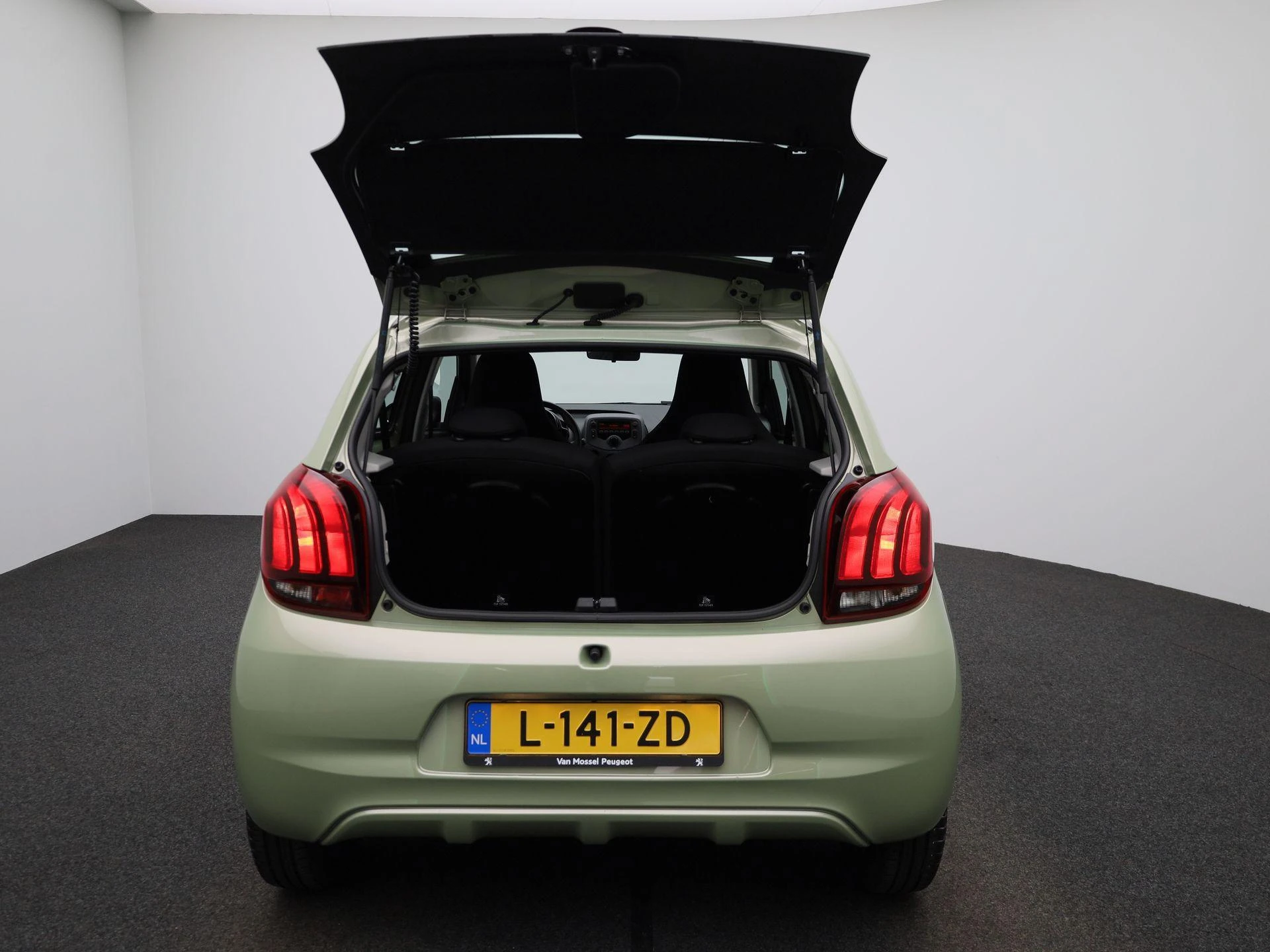 Peugeot-108-image-10