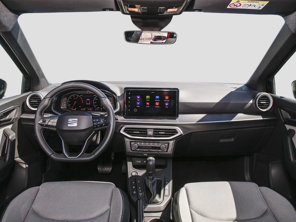 SEAT-Arona-image-10