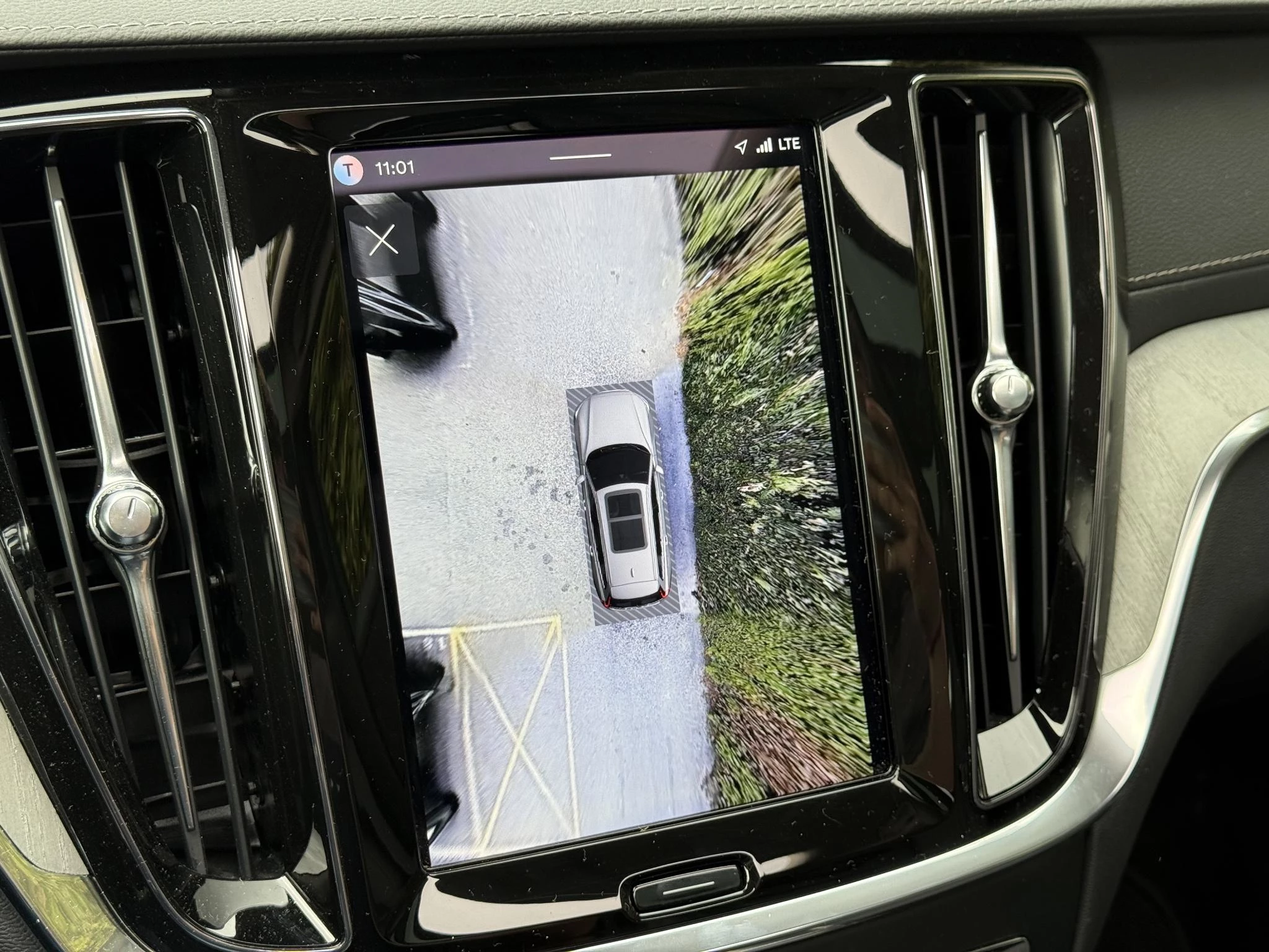 Volvo V60 T8 Plug-in hybrid AWD Ultra Dark