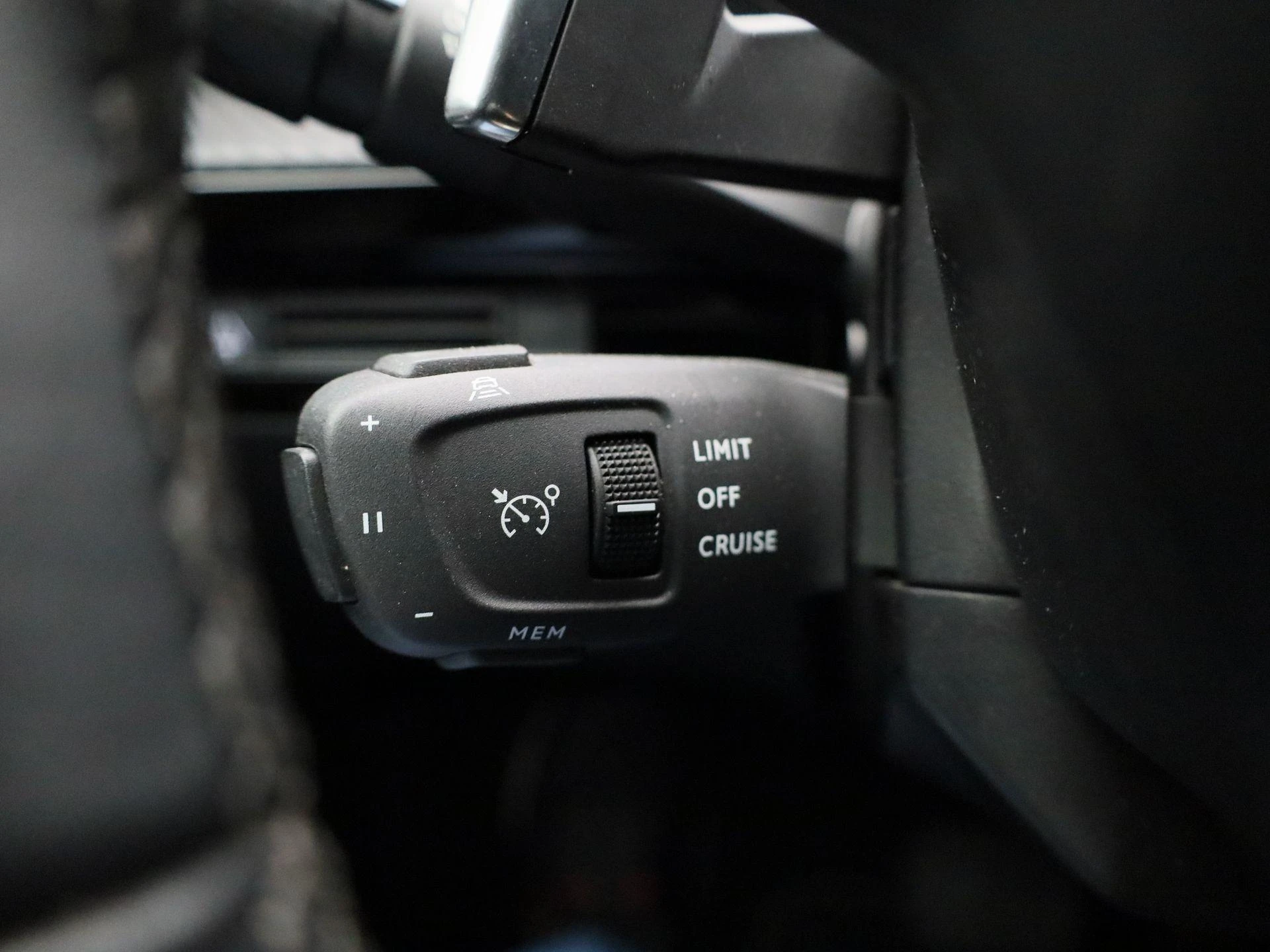 Peugeot-508-image-22