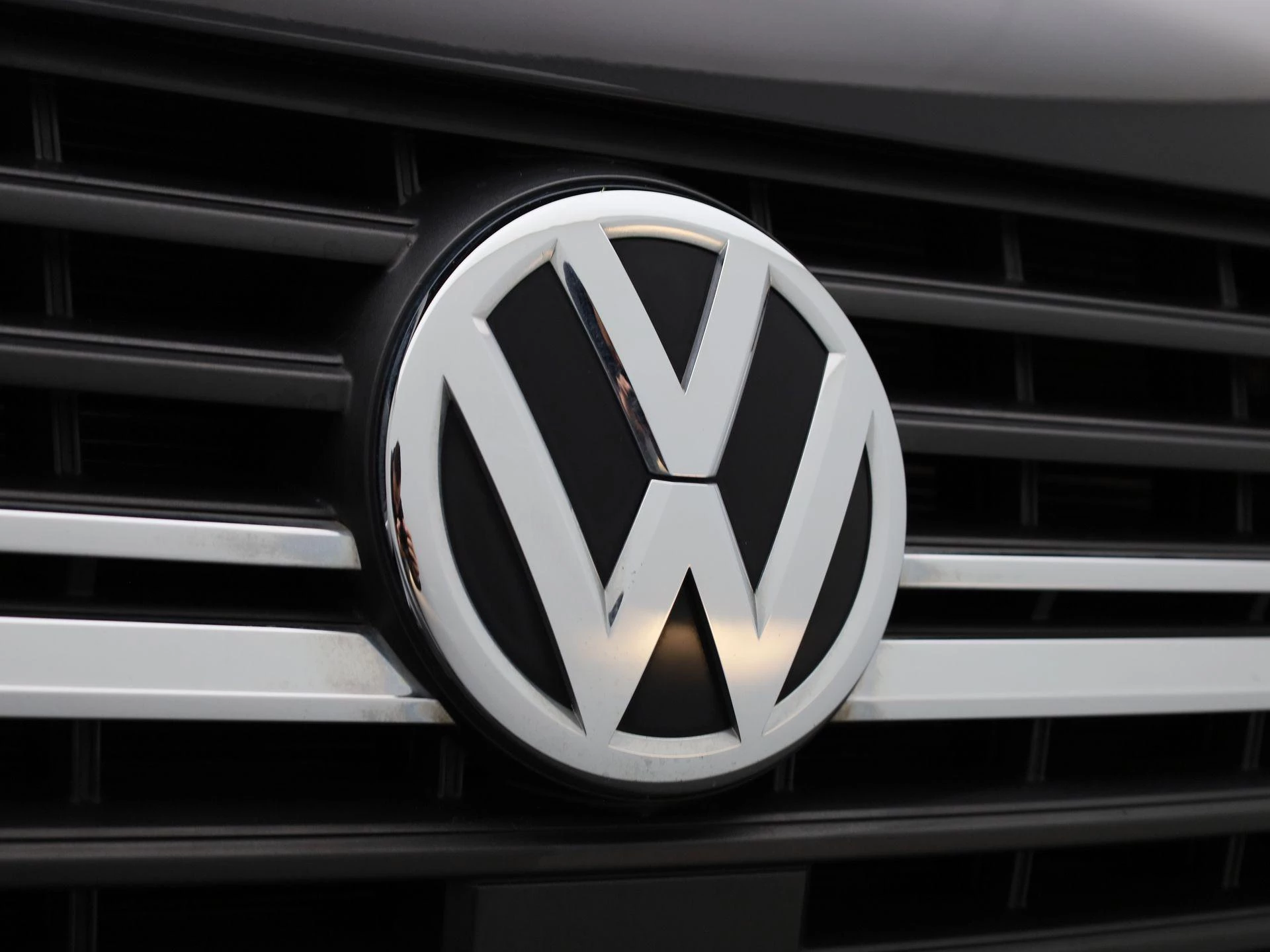 Volkswagen-Transporter-image-38