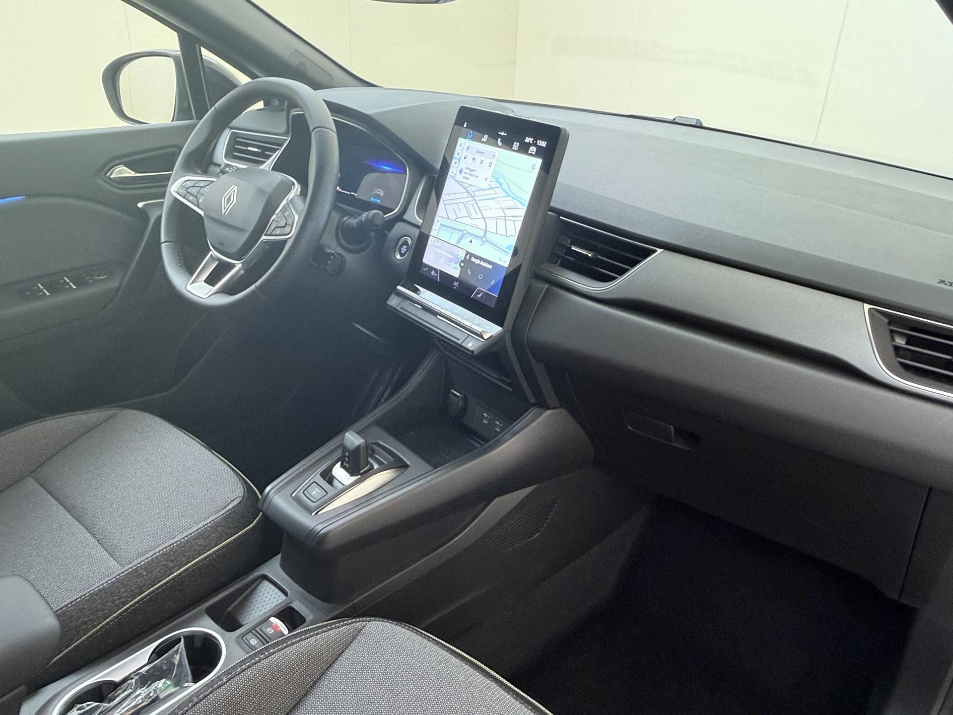 Renault-Captur-image-4