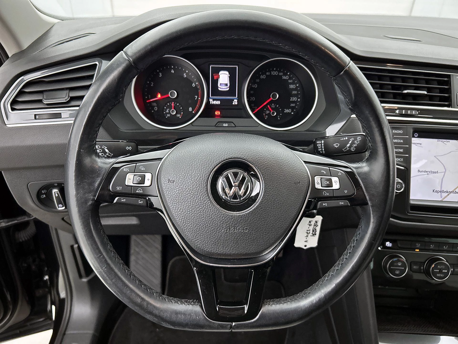 Volkswagen-Tiguan-image-22