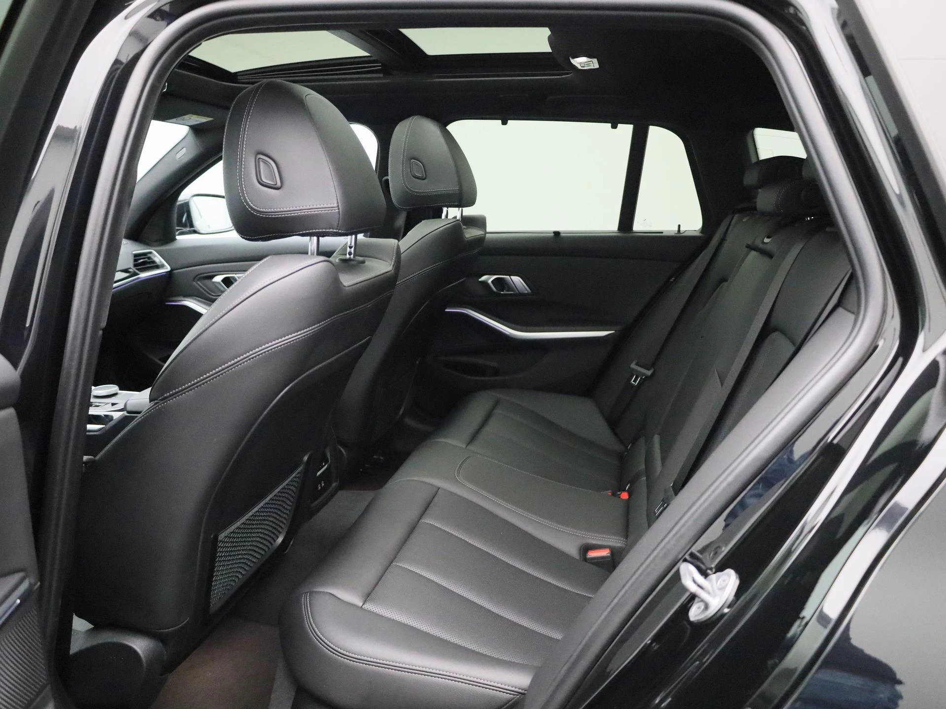 BMW-3 Serie-image-10