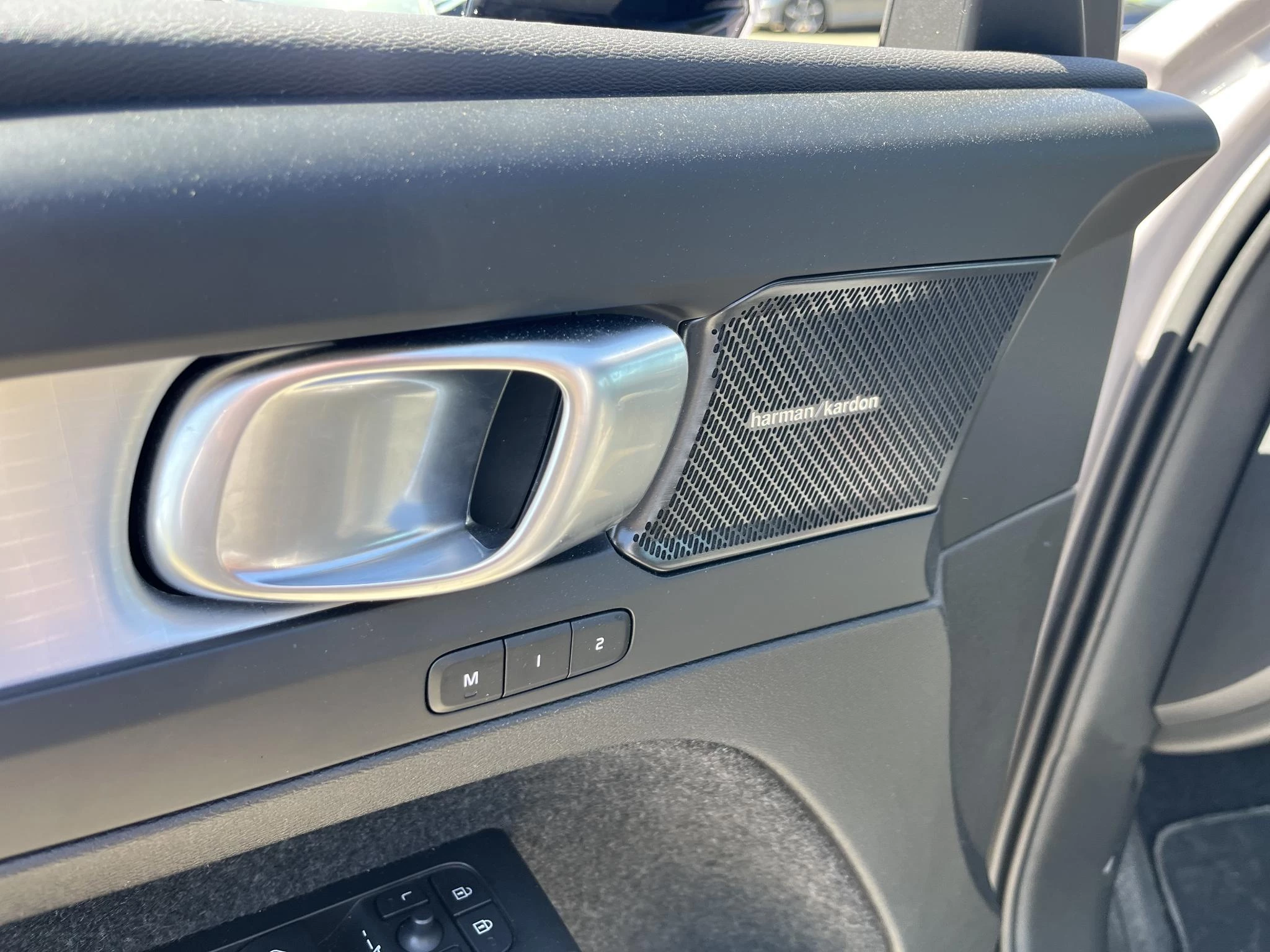 Volvo-XC40-image-6