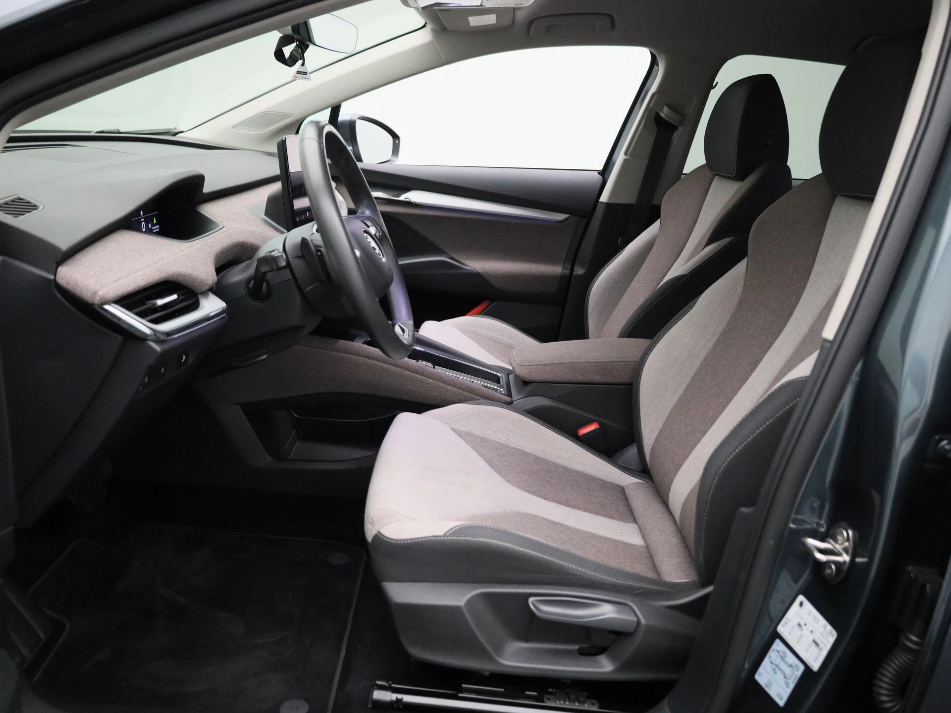 Škoda-Enyaq iV-image-10