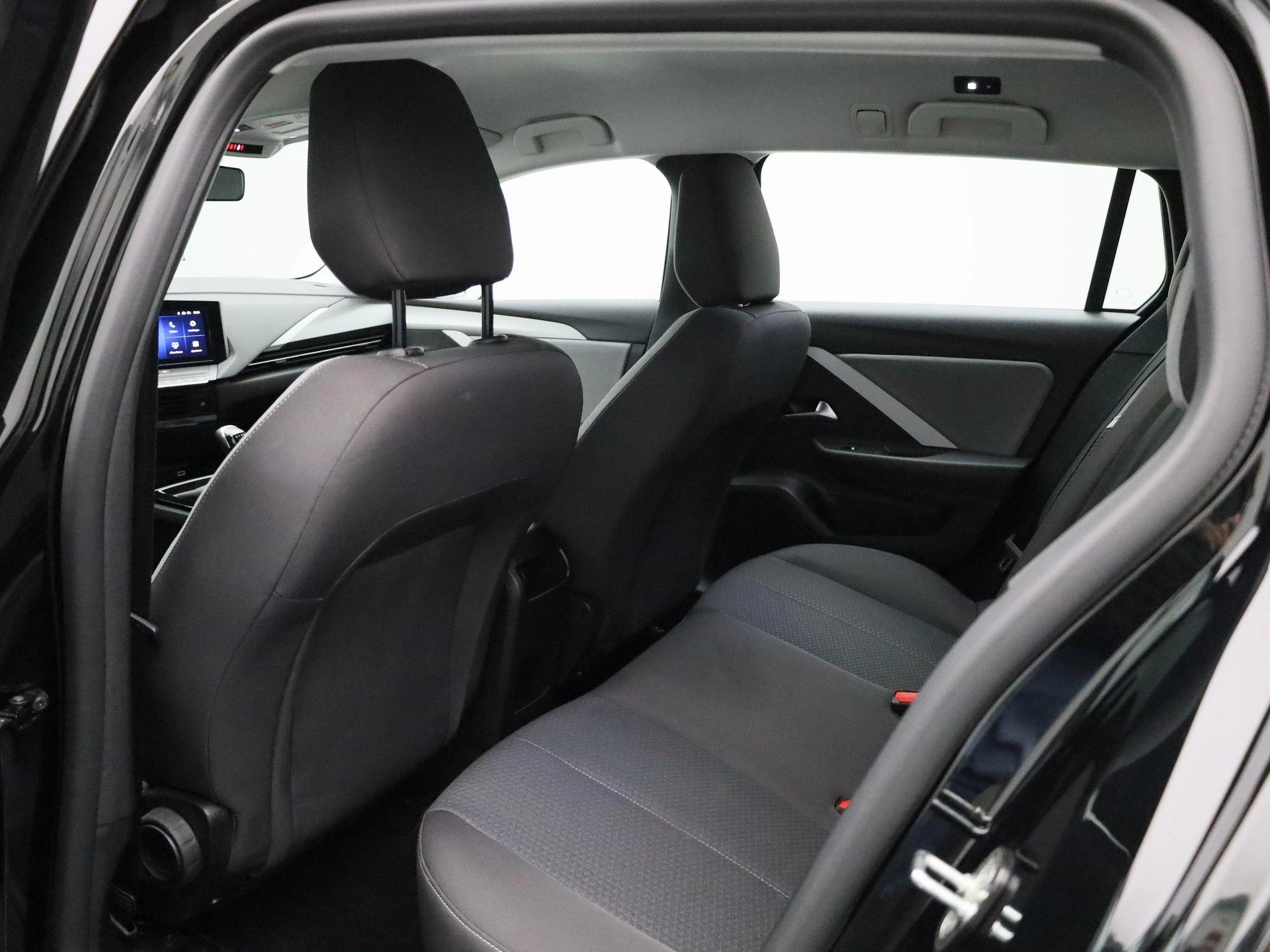 Opel-Astra-image-9
