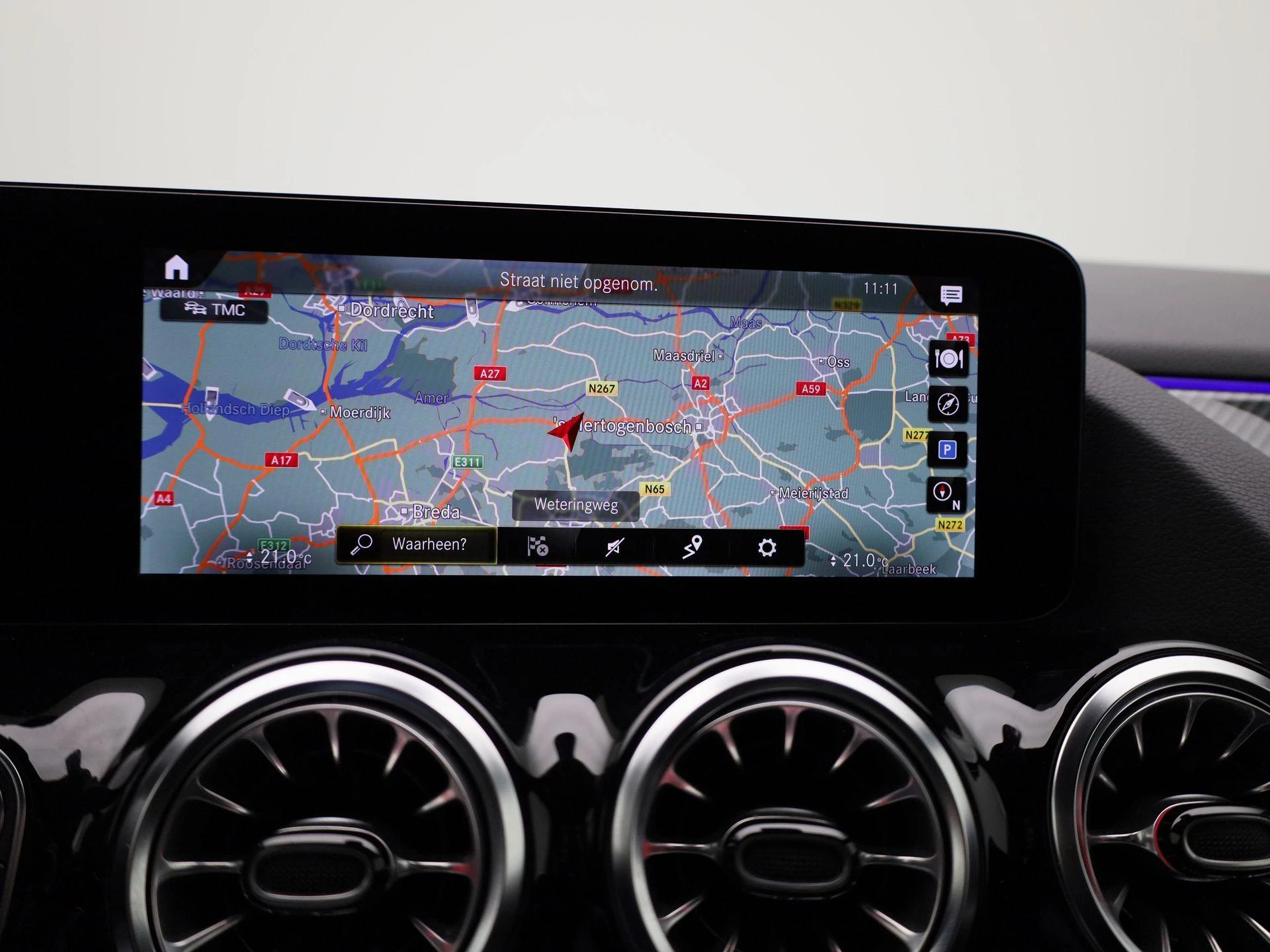 Mercedes-Benz-B-Klasse-image-28