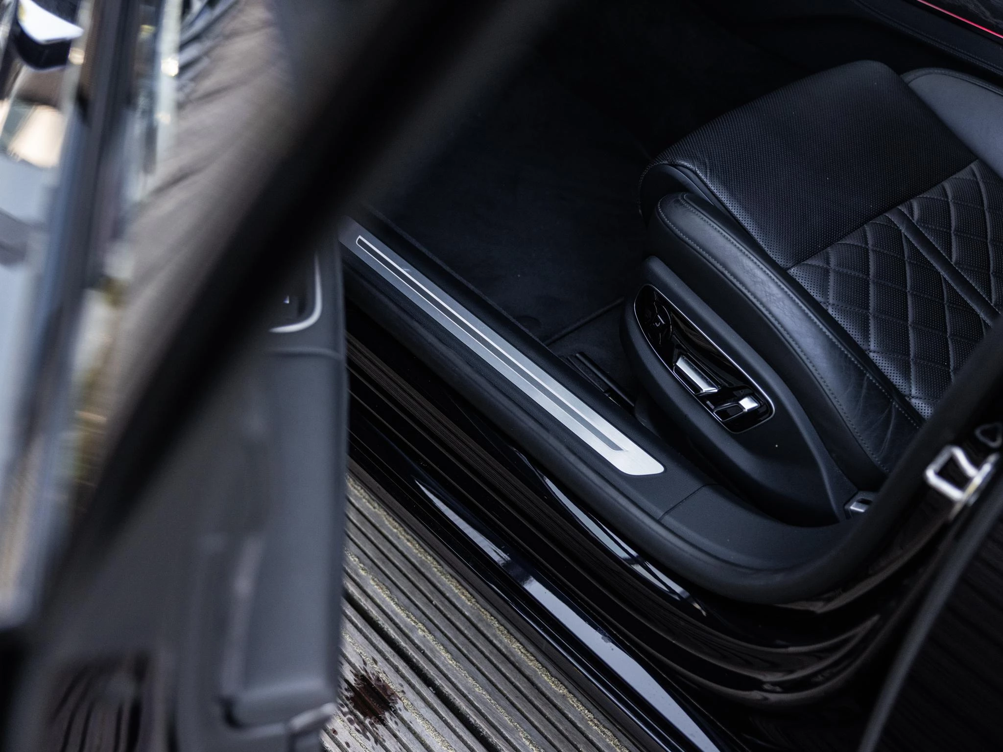 Audi A8 60 TFSI e quattro 462 PK