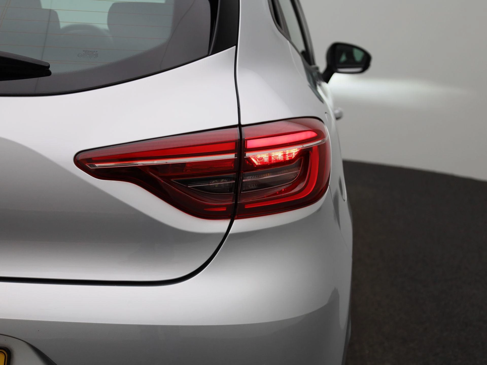 Renault-Clio-image-32
