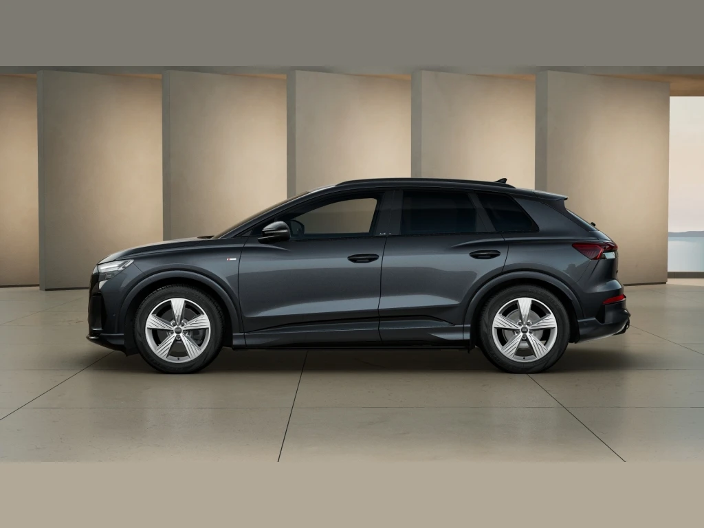Audi Q4 e-tron UPE 67.170 S line Tech plus AHK Dyn. P