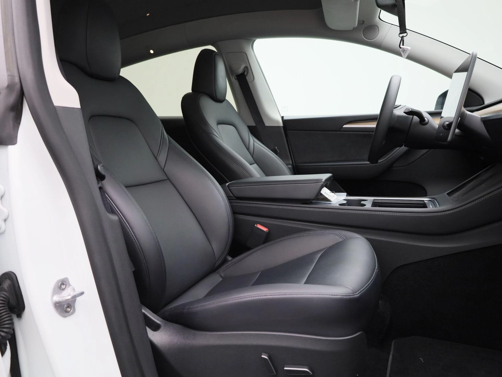 Tesla Model Y Long Range Dual Motor AWD