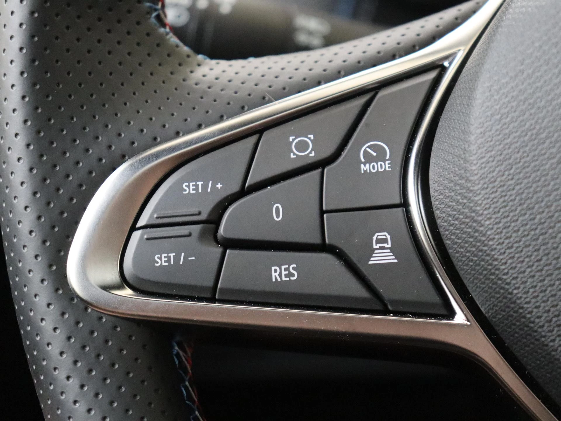 Renault-Captur-image-12