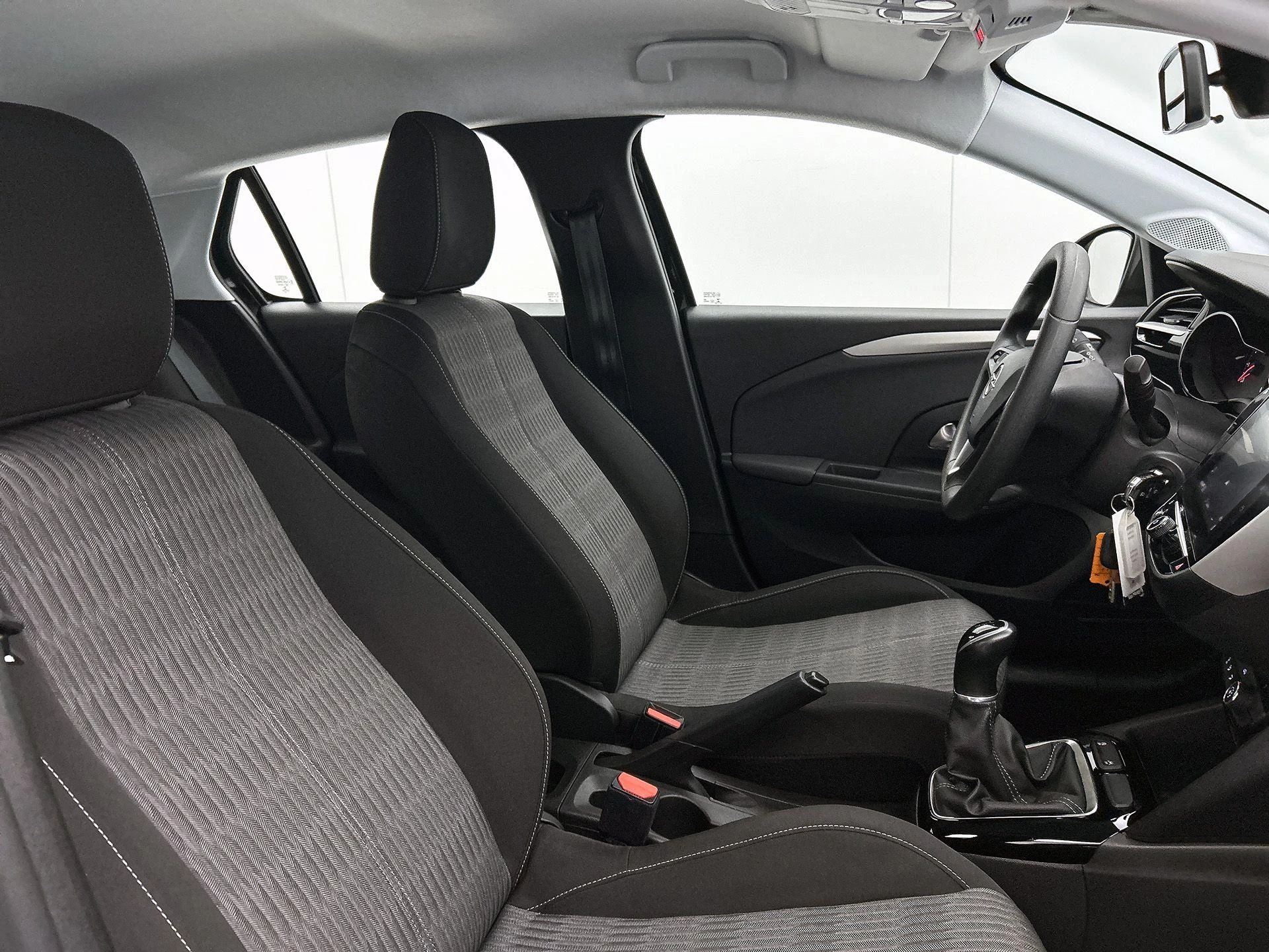 Opel-Corsa-image-31