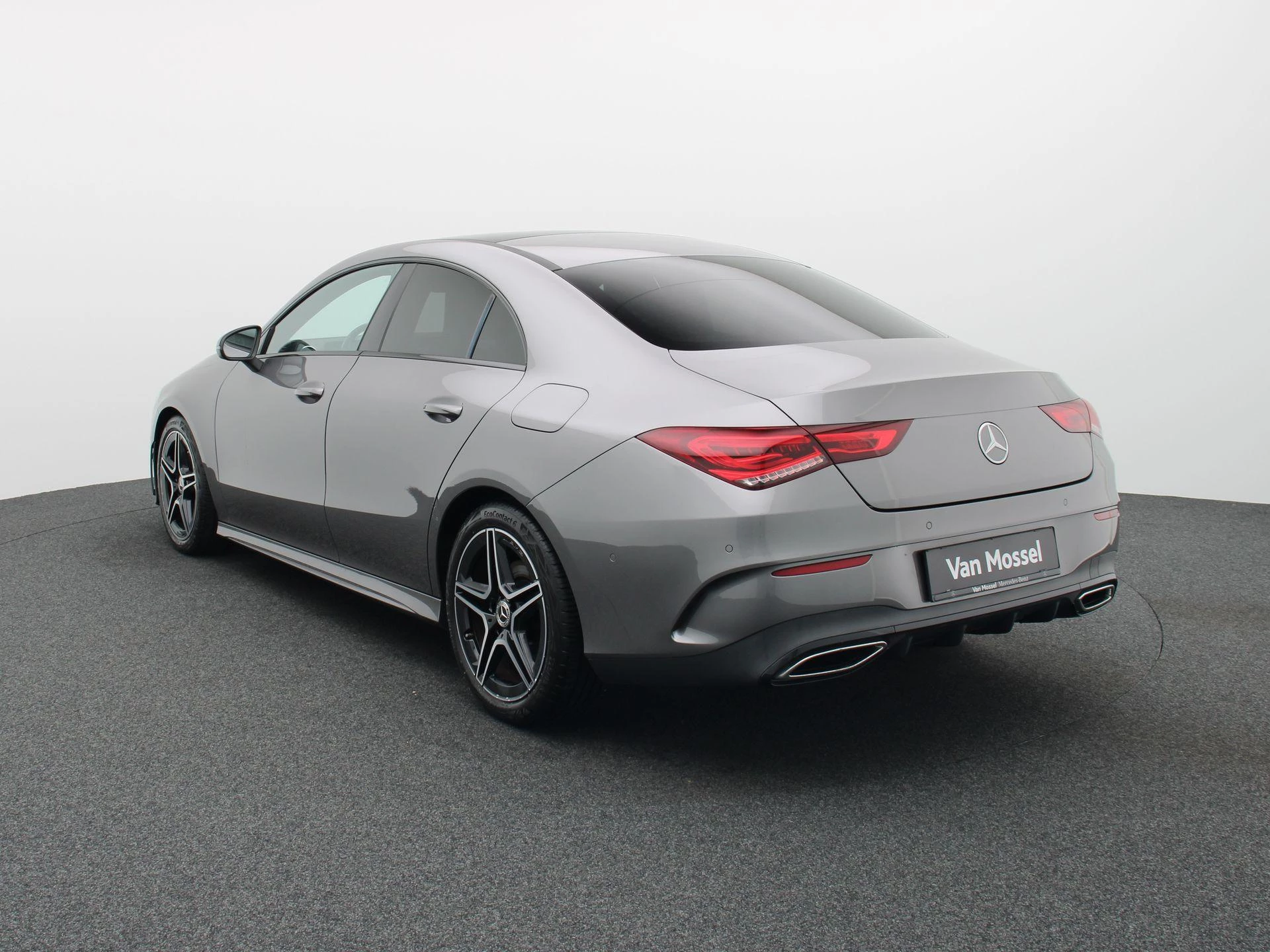 Mercedes-Benz CLA 200 AMG Line + PANORAMISCH DAK + CAMERA + LED +