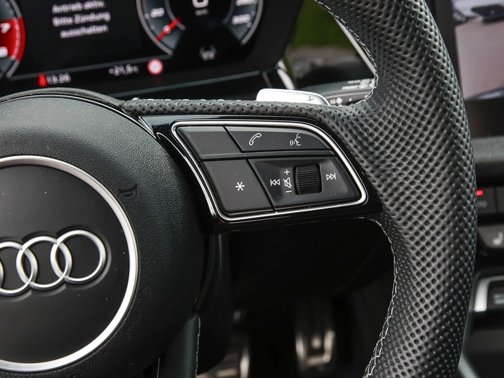 Audi S3 Sportback 2.0 TFSI Navi ACC Kamera PDC+