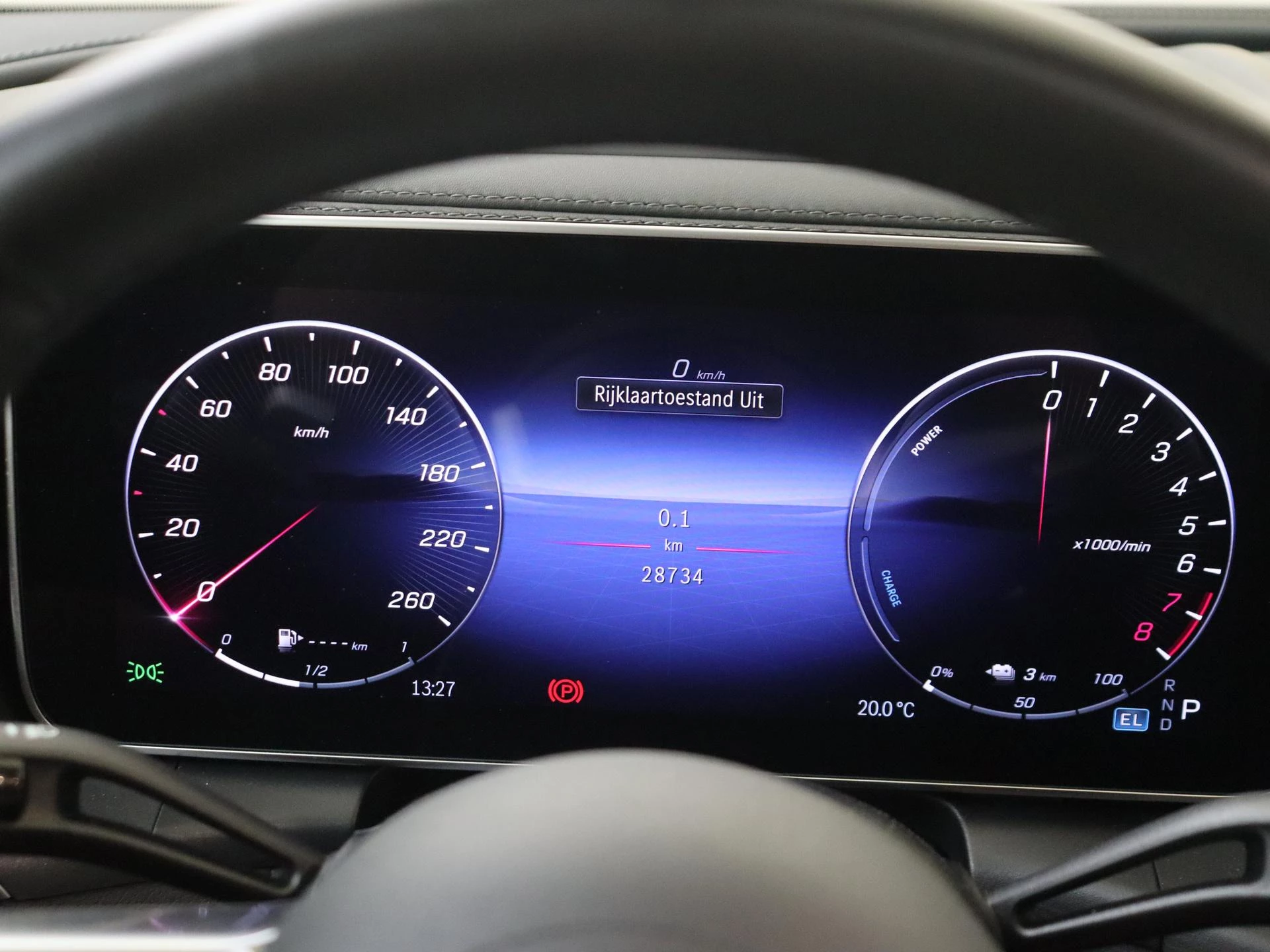 Mercedes-Benz-GLC-image-13