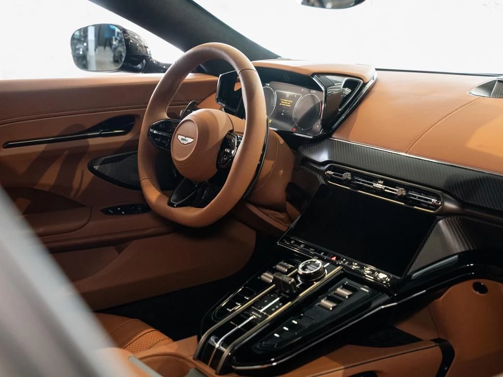 Aston Martin V8 Vantage Coupe Aston Martin Hamburg