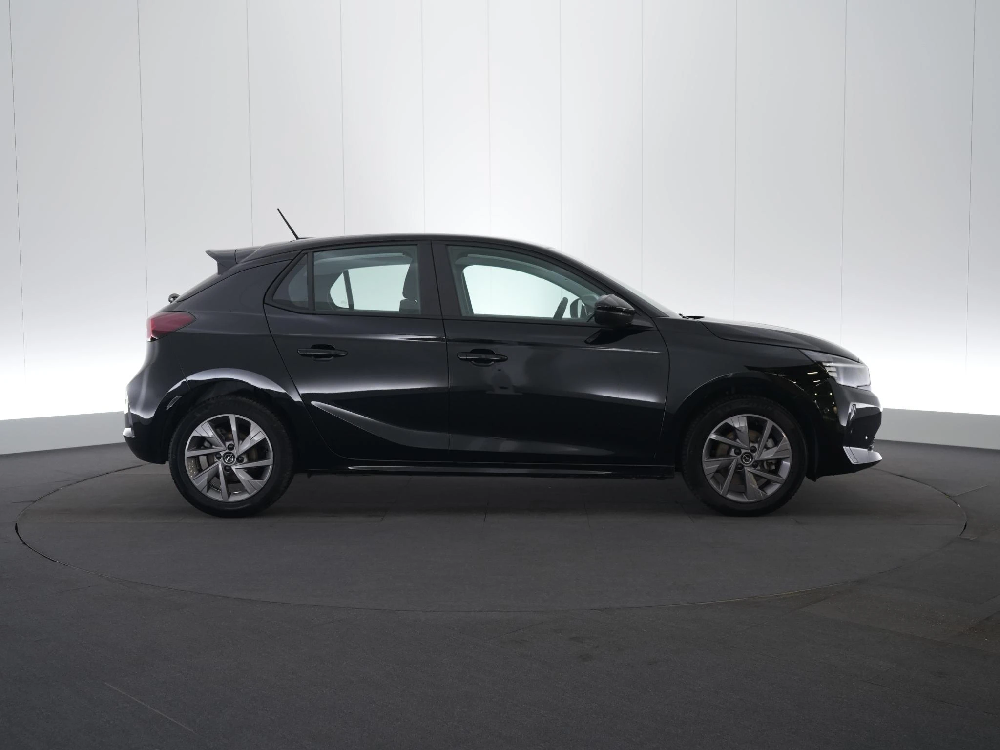 Opel-Corsa-image-5