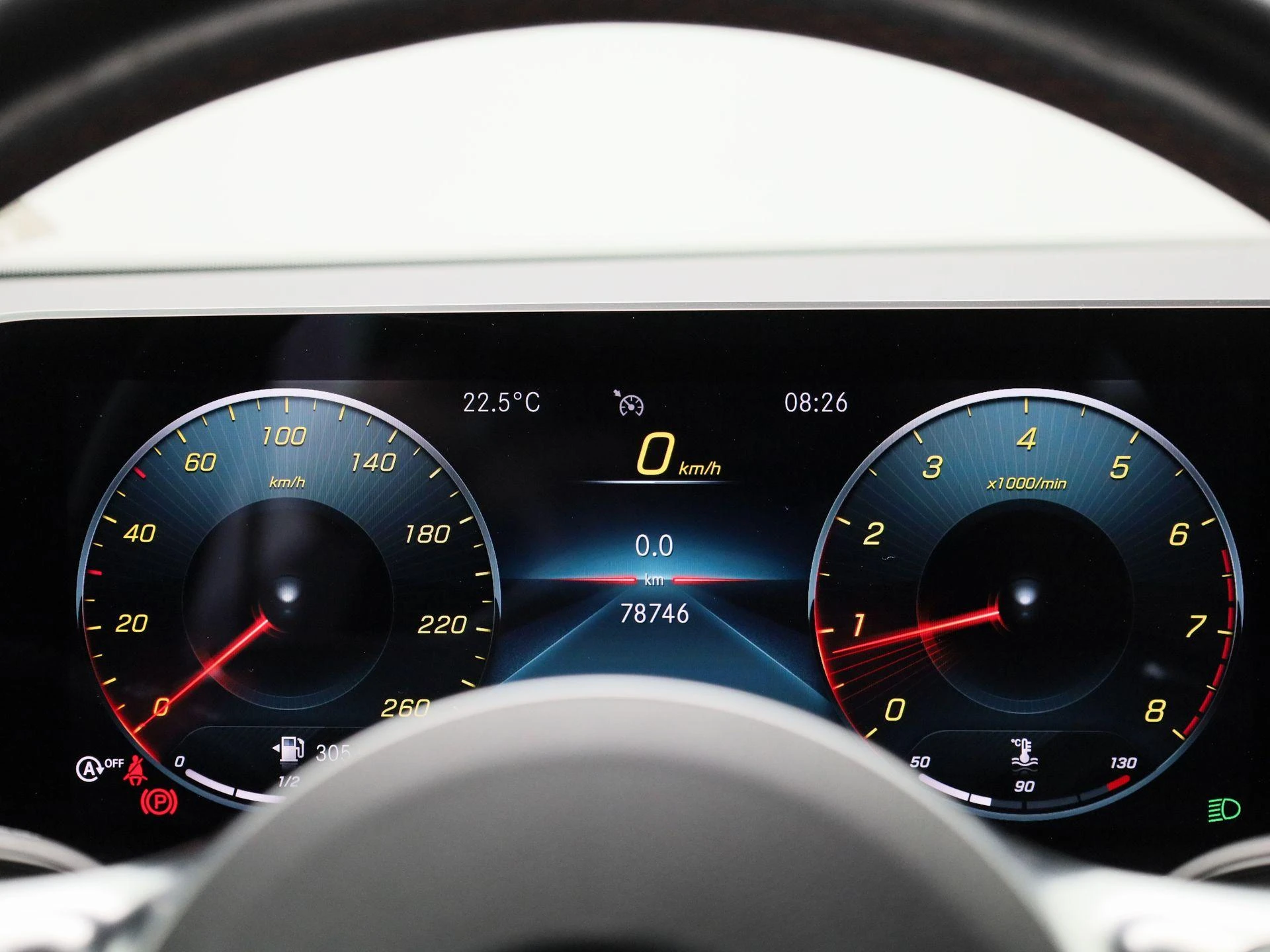 Mercedes-Benz-CLA-image-7