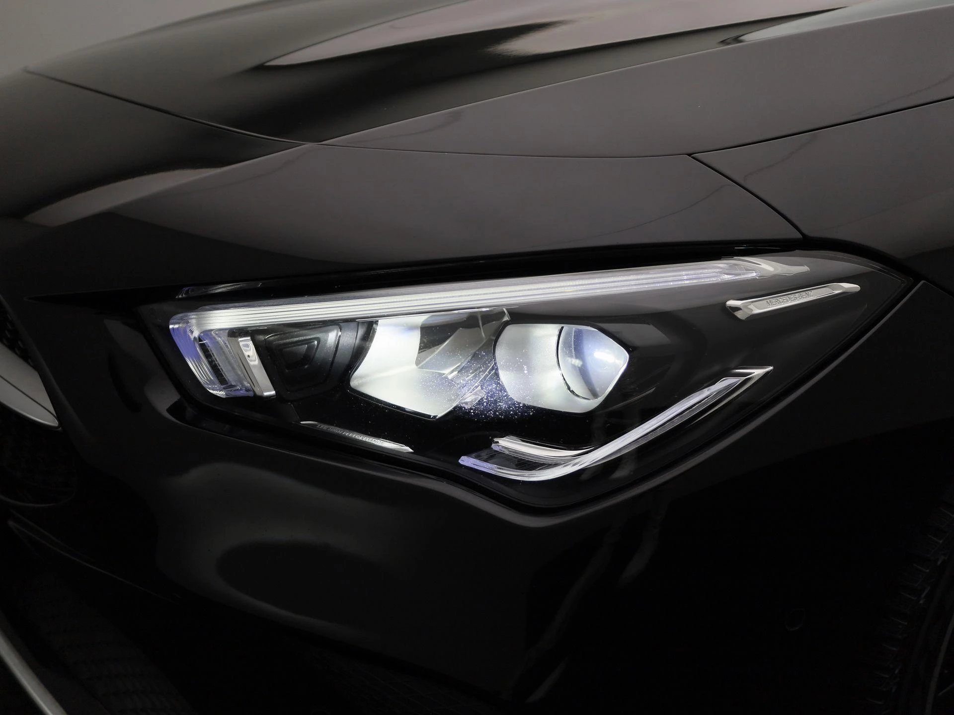 Mercedes-Benz-CLA-image-14