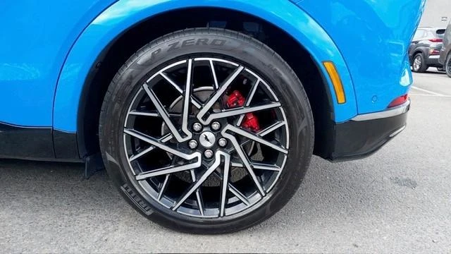 Ford-Mustang Mach-E-image-9