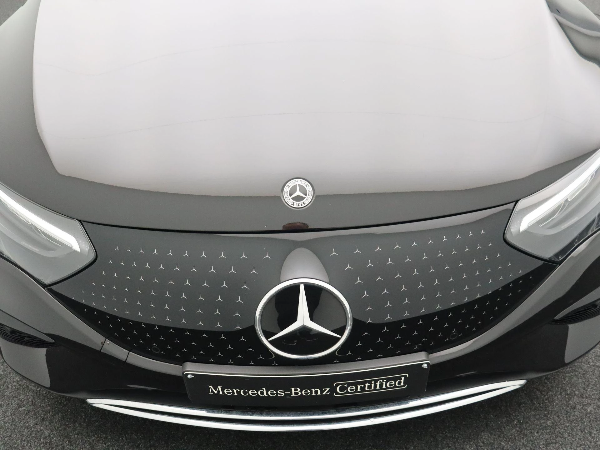 Mercedes-Benz-EQE-image-22