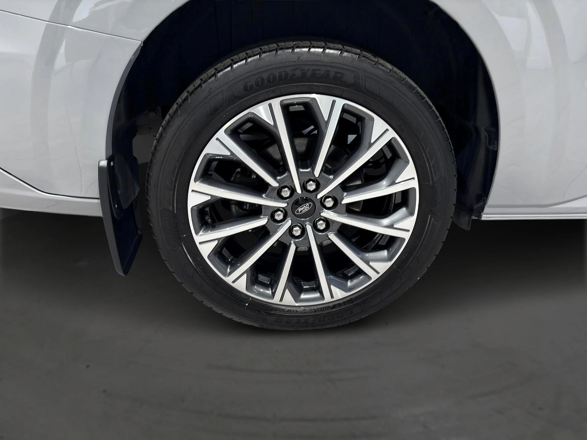 Ford-Tourneo Custom-image-5