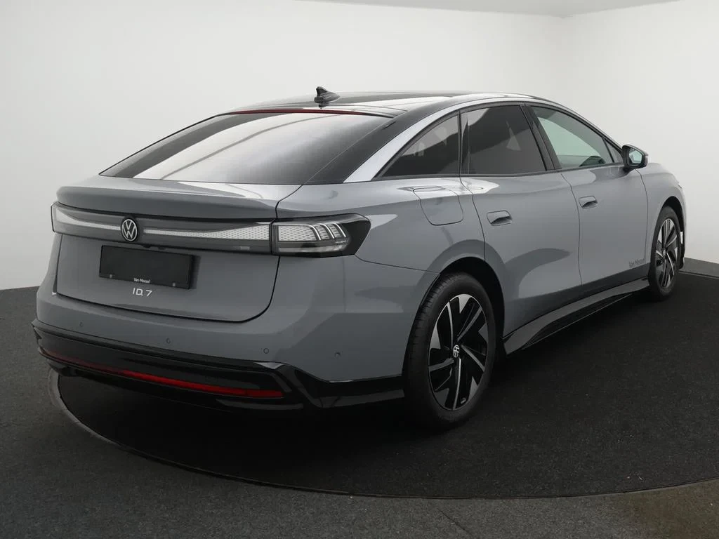 Volkswagen-ID.7-image-1