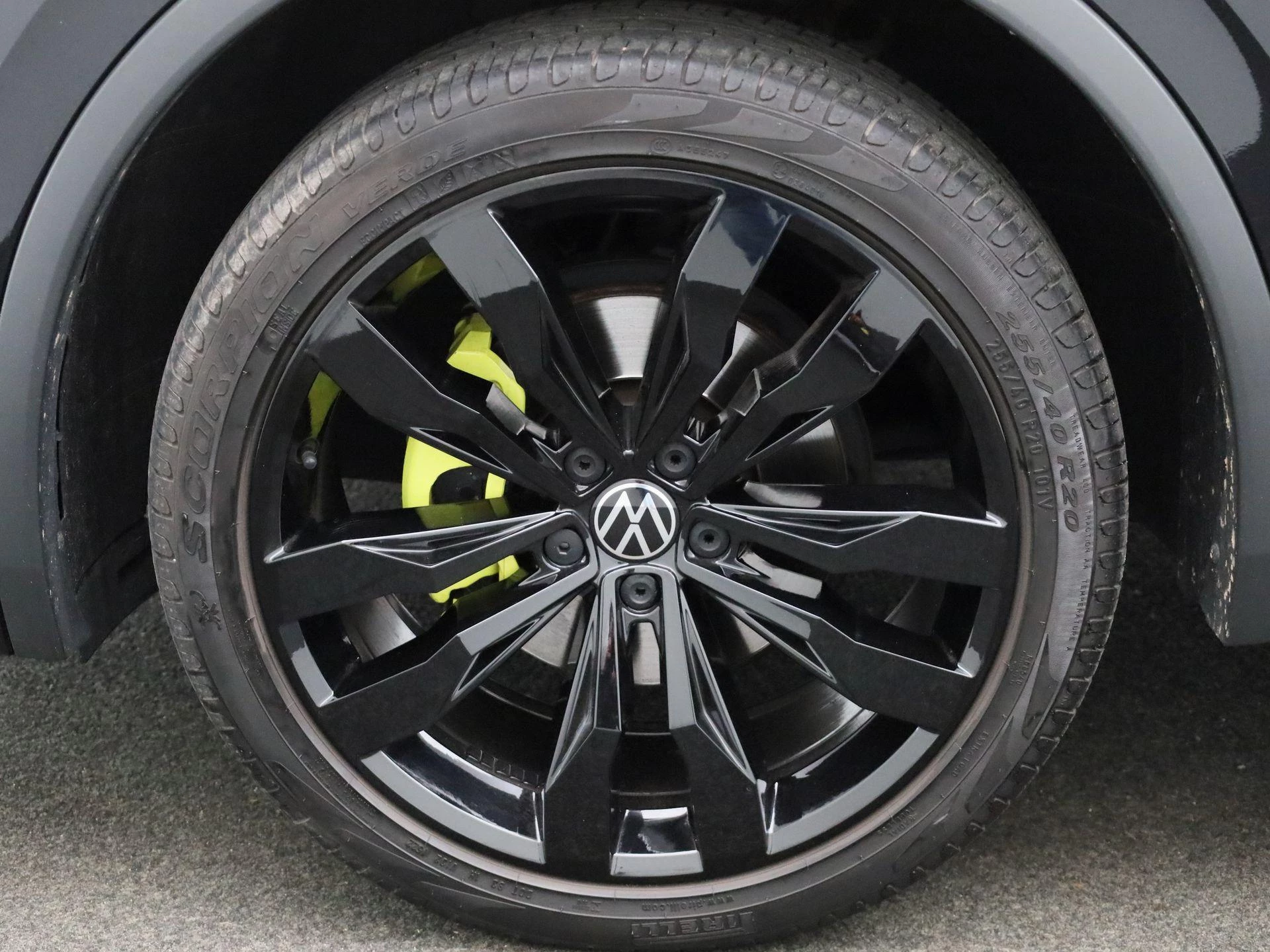 Volkswagen-Tiguan Allspace-image-12