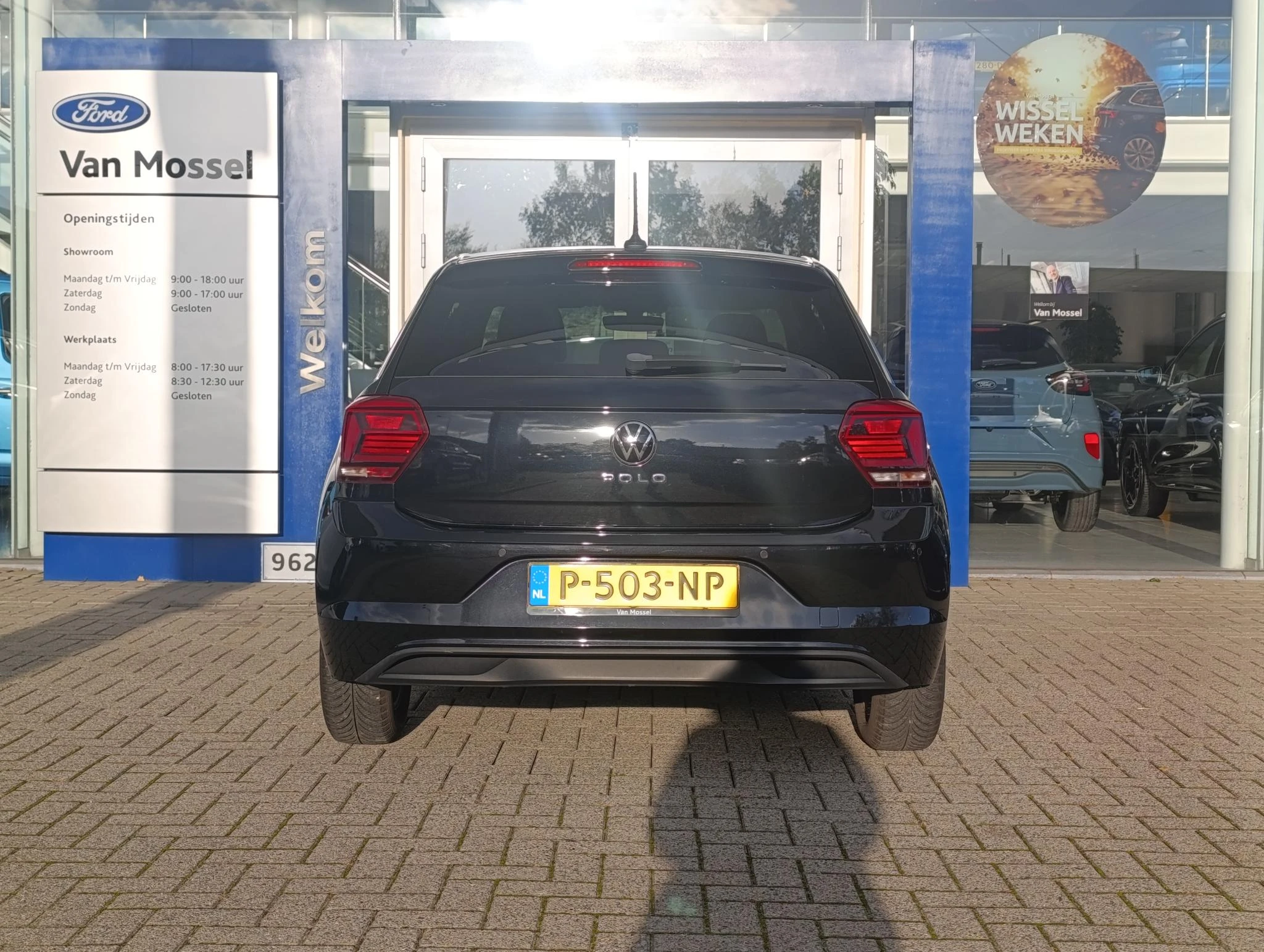 Volkswagen-Polo-image-2