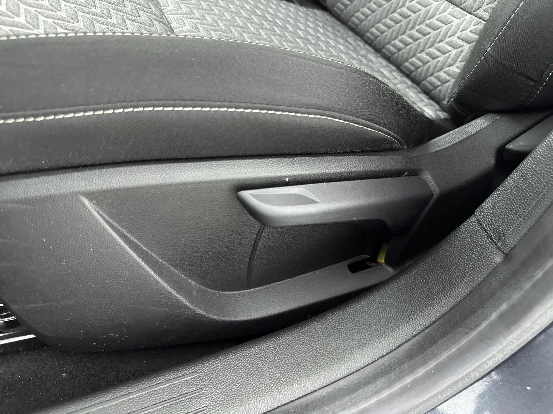Renault-Clio-image-17