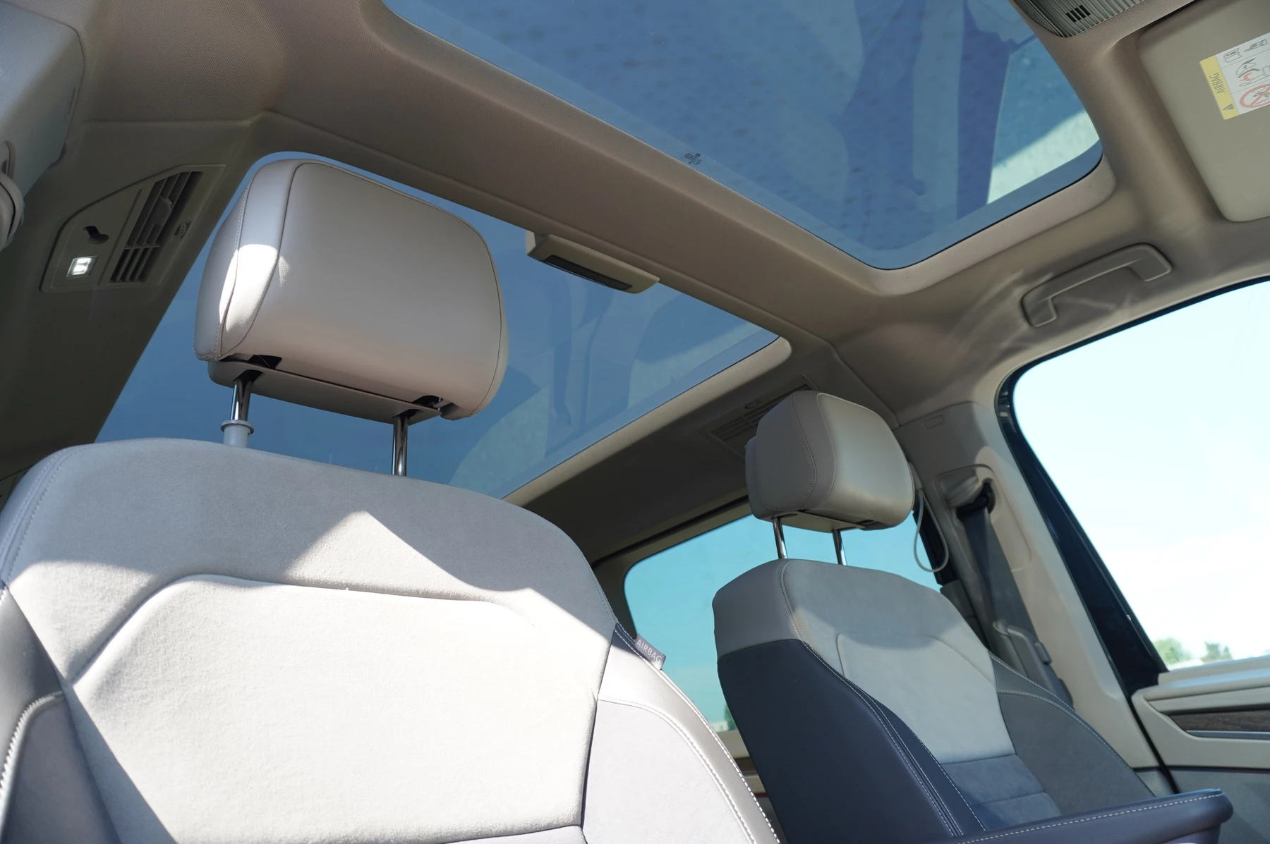 Volkswagen Multivan 2.0 TSI Style 5dr LWB DSG