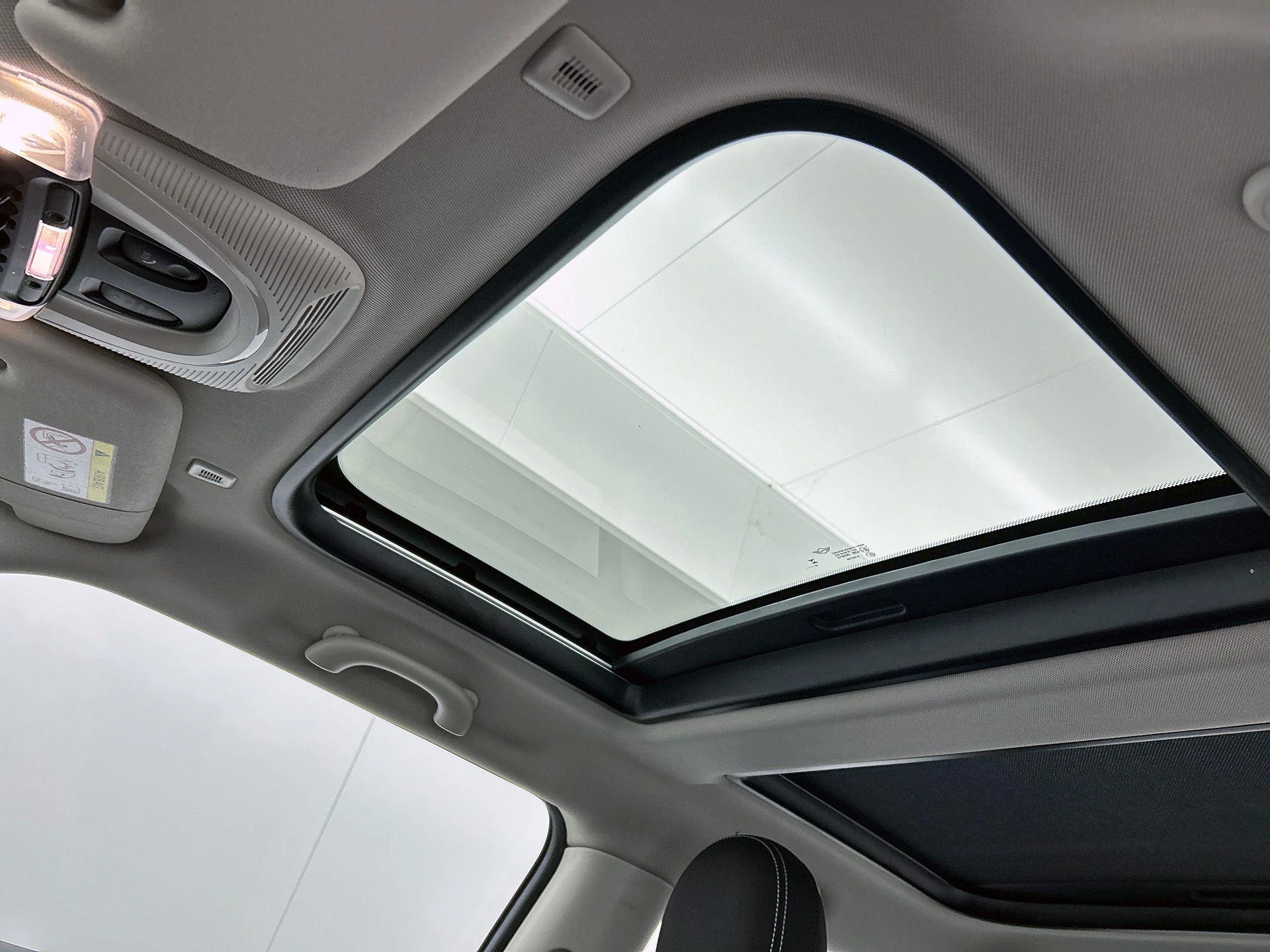 MINI-Electric-image-29