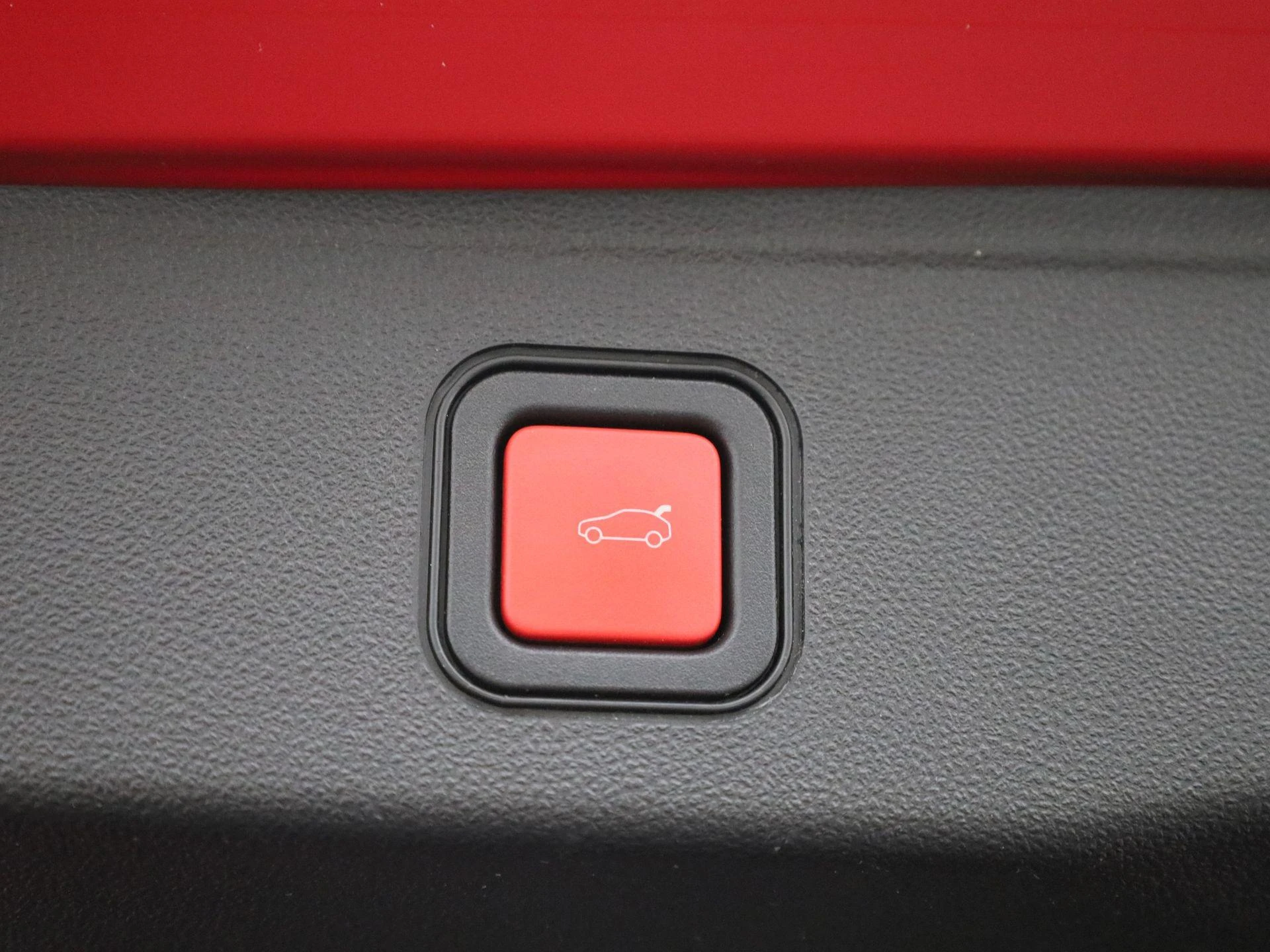 Jeep-Avenger-image-14