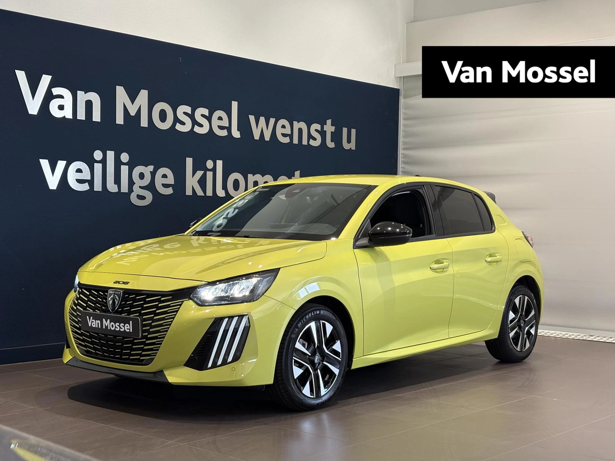 Peugeot-208-image-0