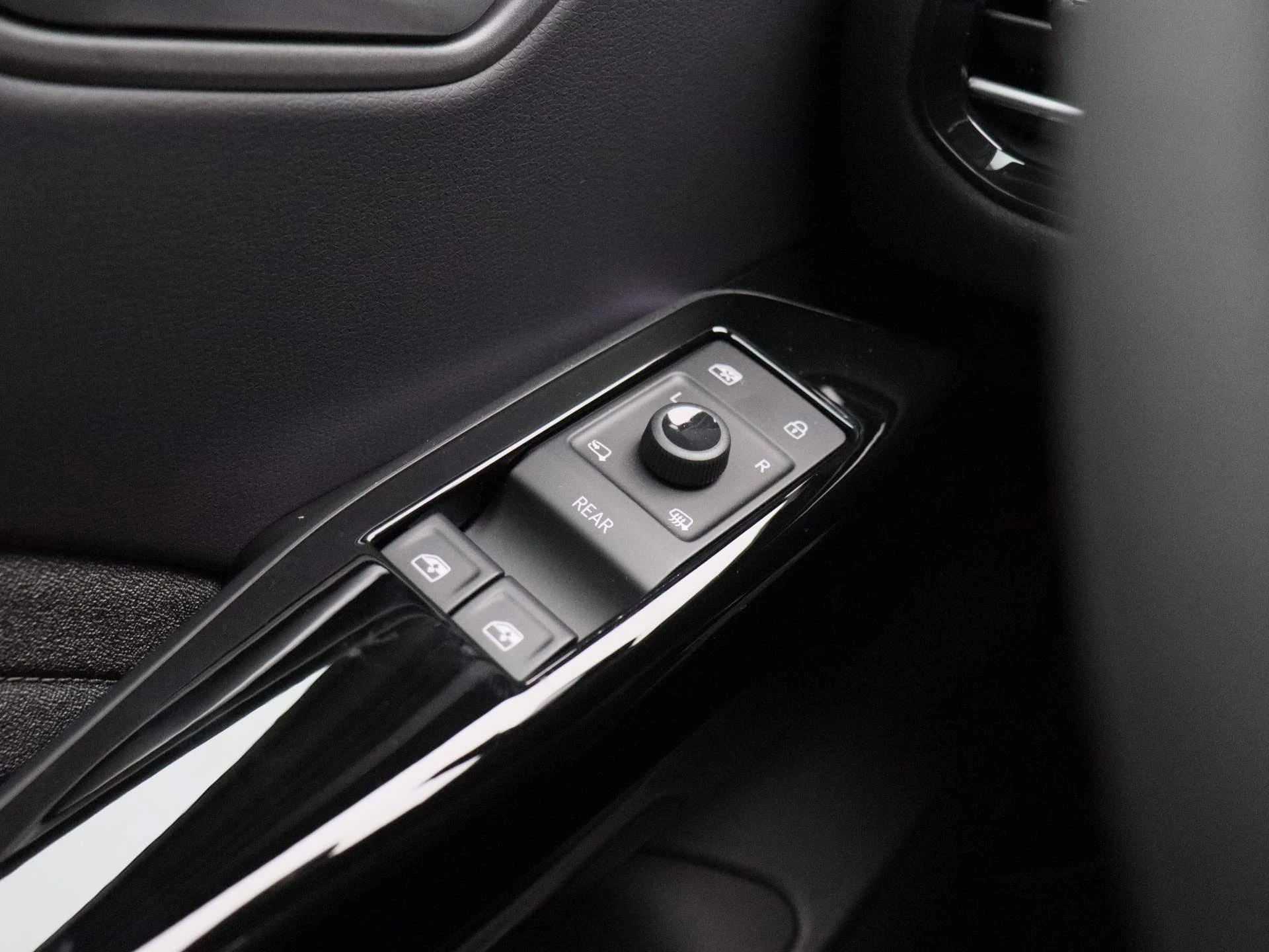 Volkswagen-ID.3-image-24