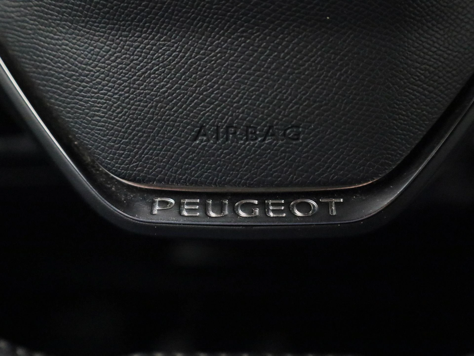 Peugeot-2008-image-16
