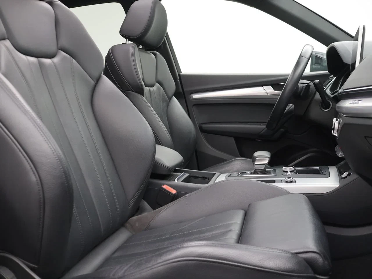 Audi-Q5-image-20