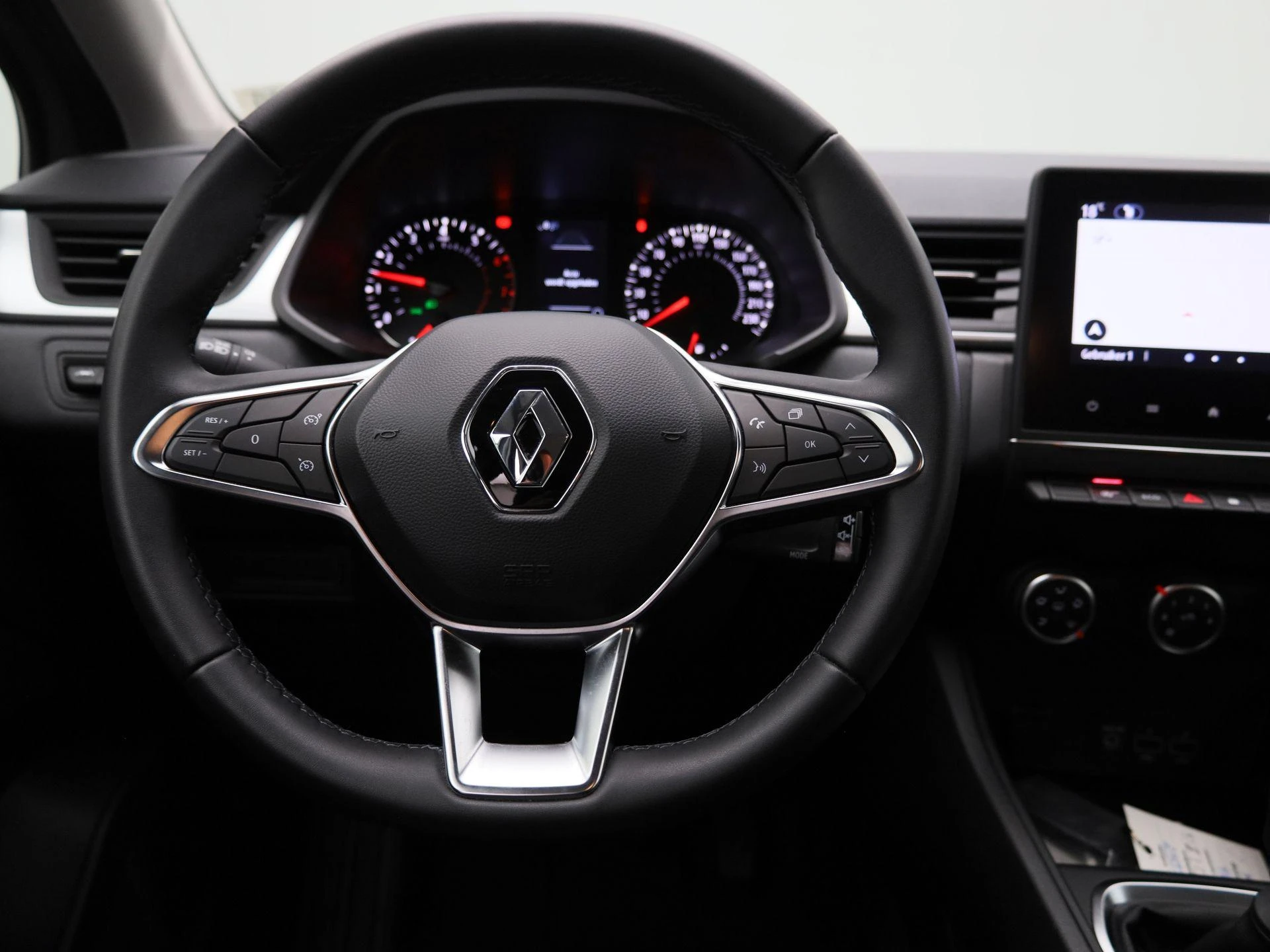 Renault-Captur-image-6