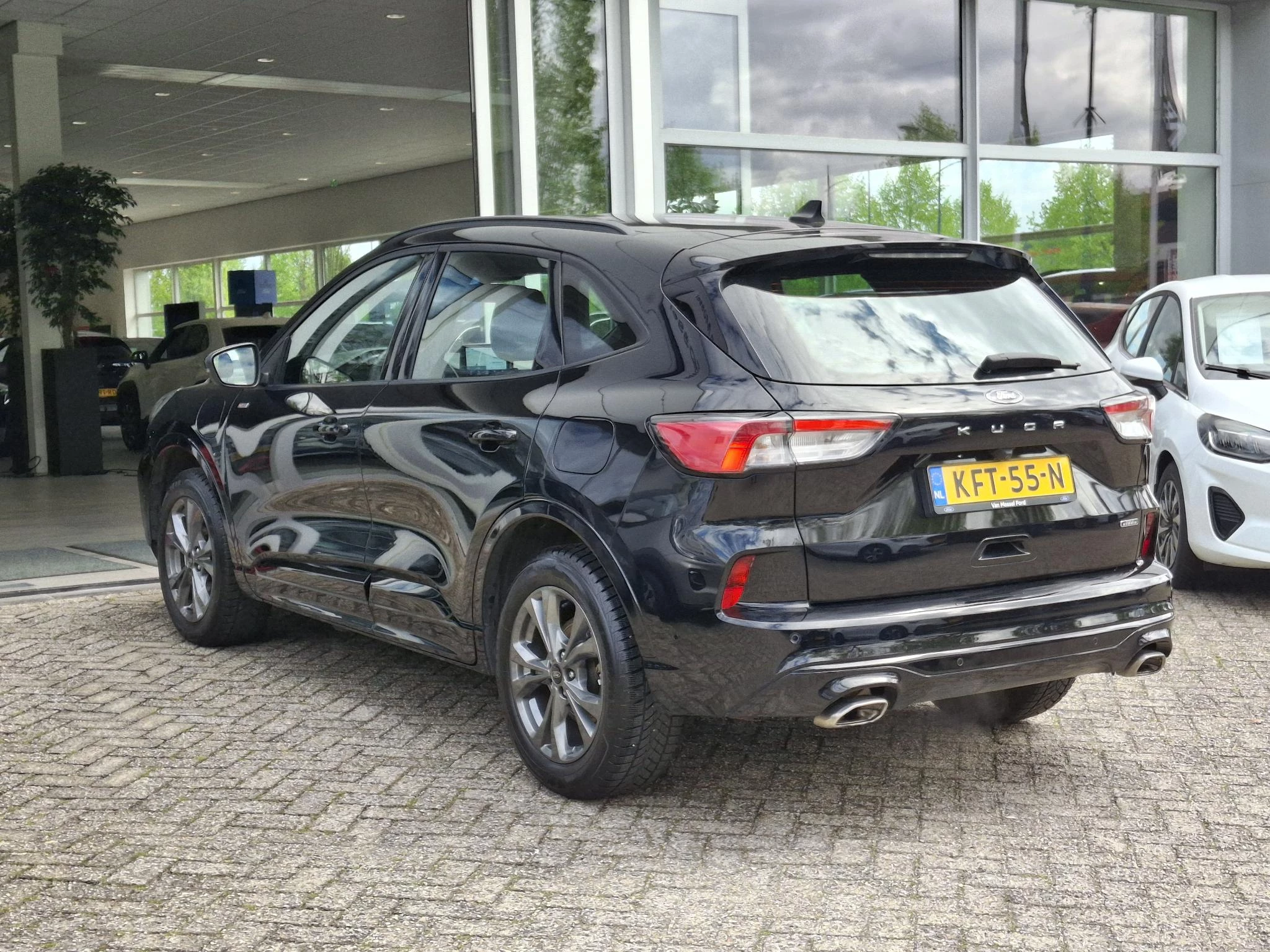 Ford-Kuga-image-2