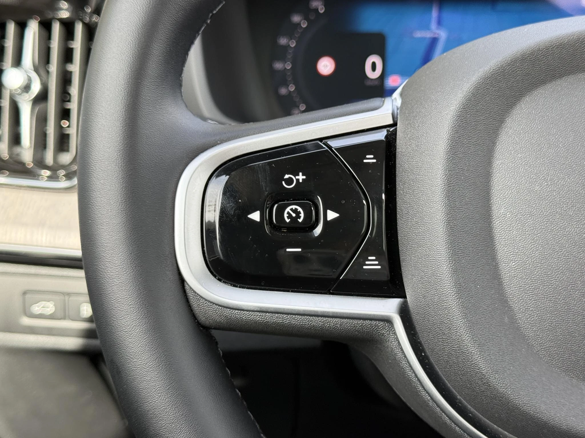 Volvo-XC90-image-29