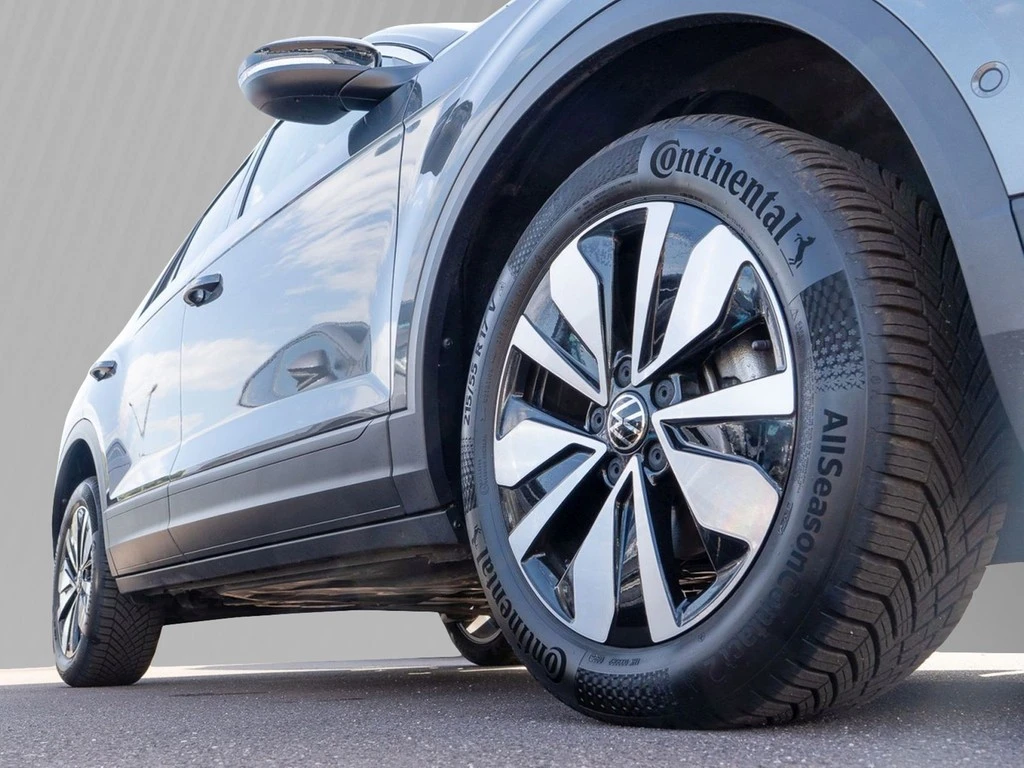 Volkswagen-T-Roc-image-4