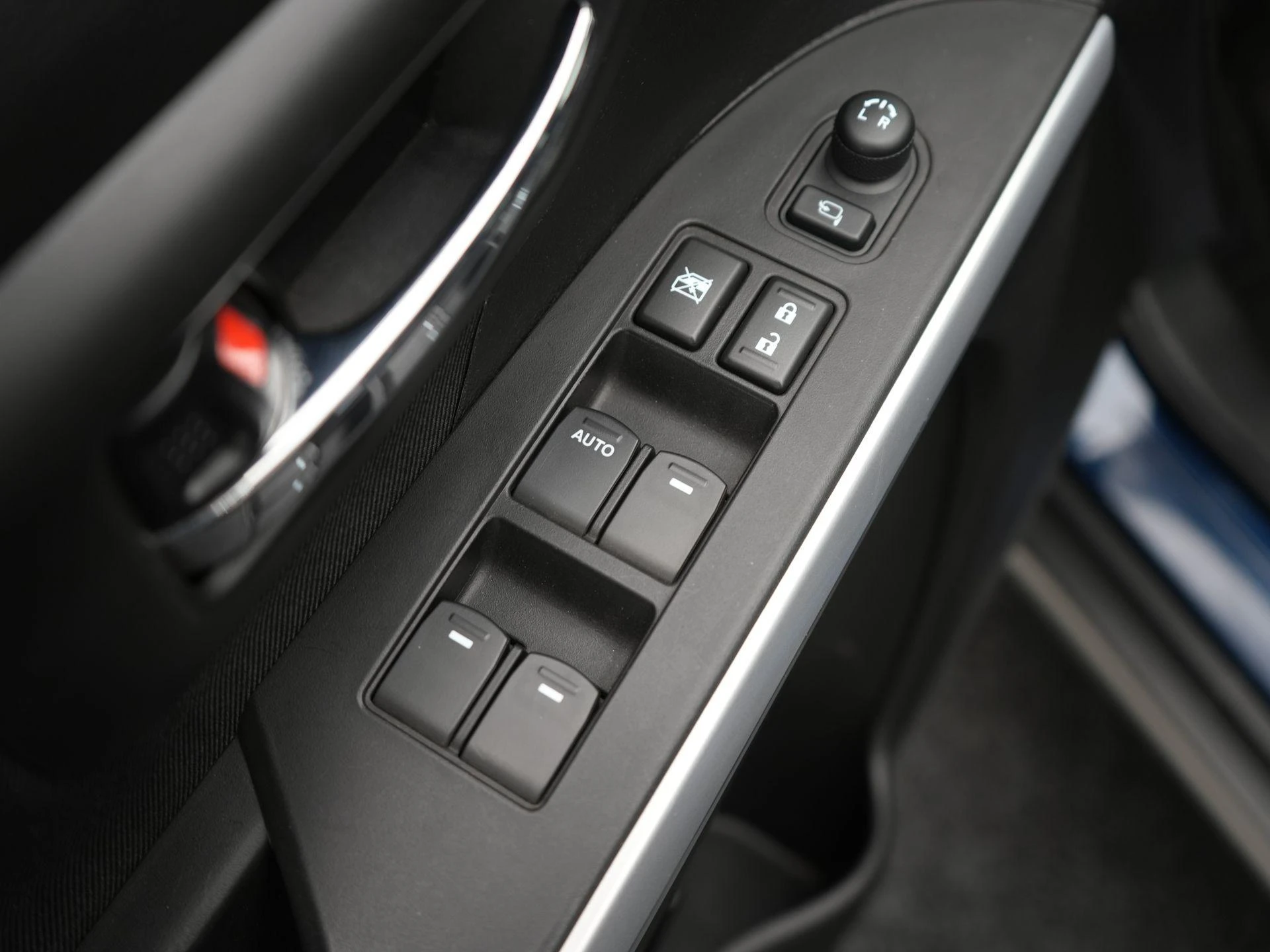 Suzuki-S-Cross-image-29