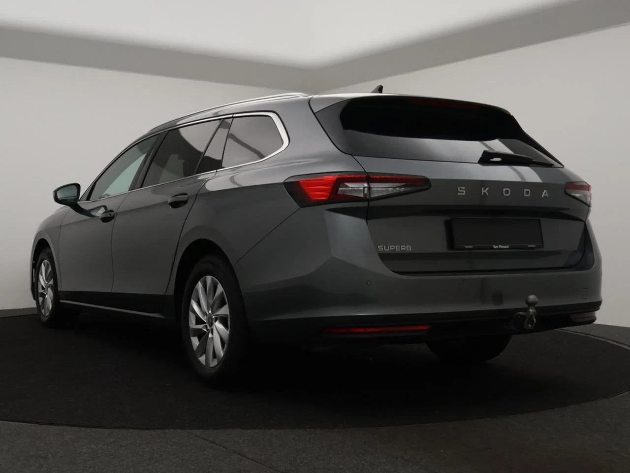 Škoda-Superb-image-1