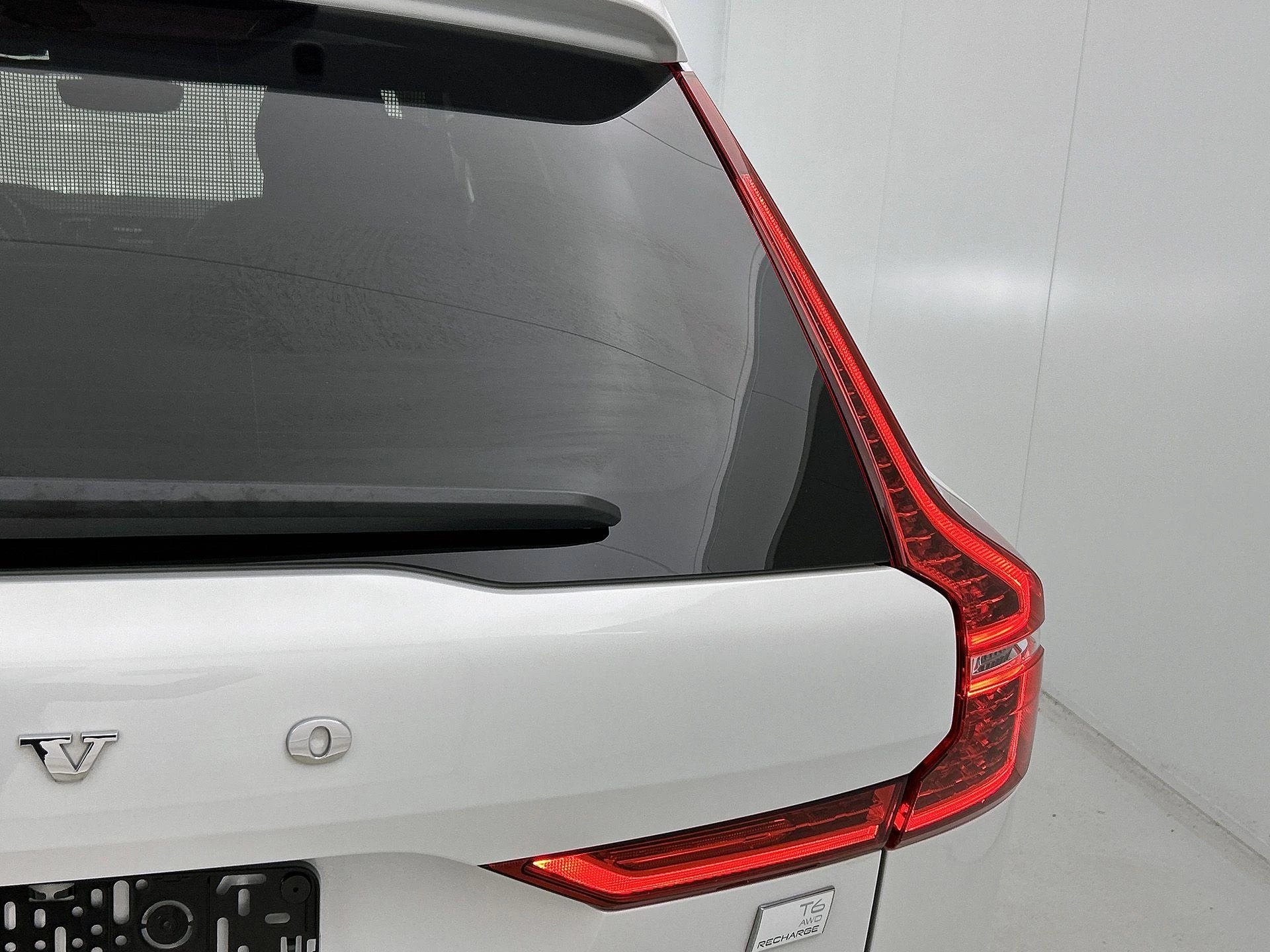 Volvo XC60 2.0 T6 Plug-in hybrid AWD Plus Bright