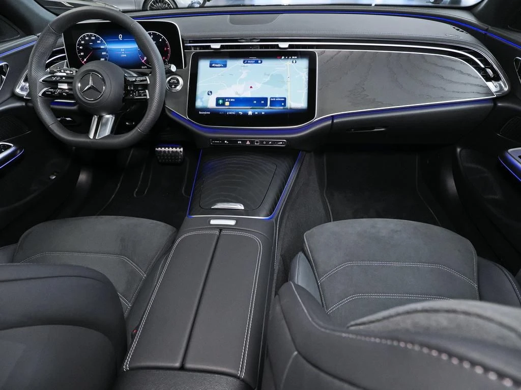 Mercedes-Benz-E-Klasse 220 d-image-13